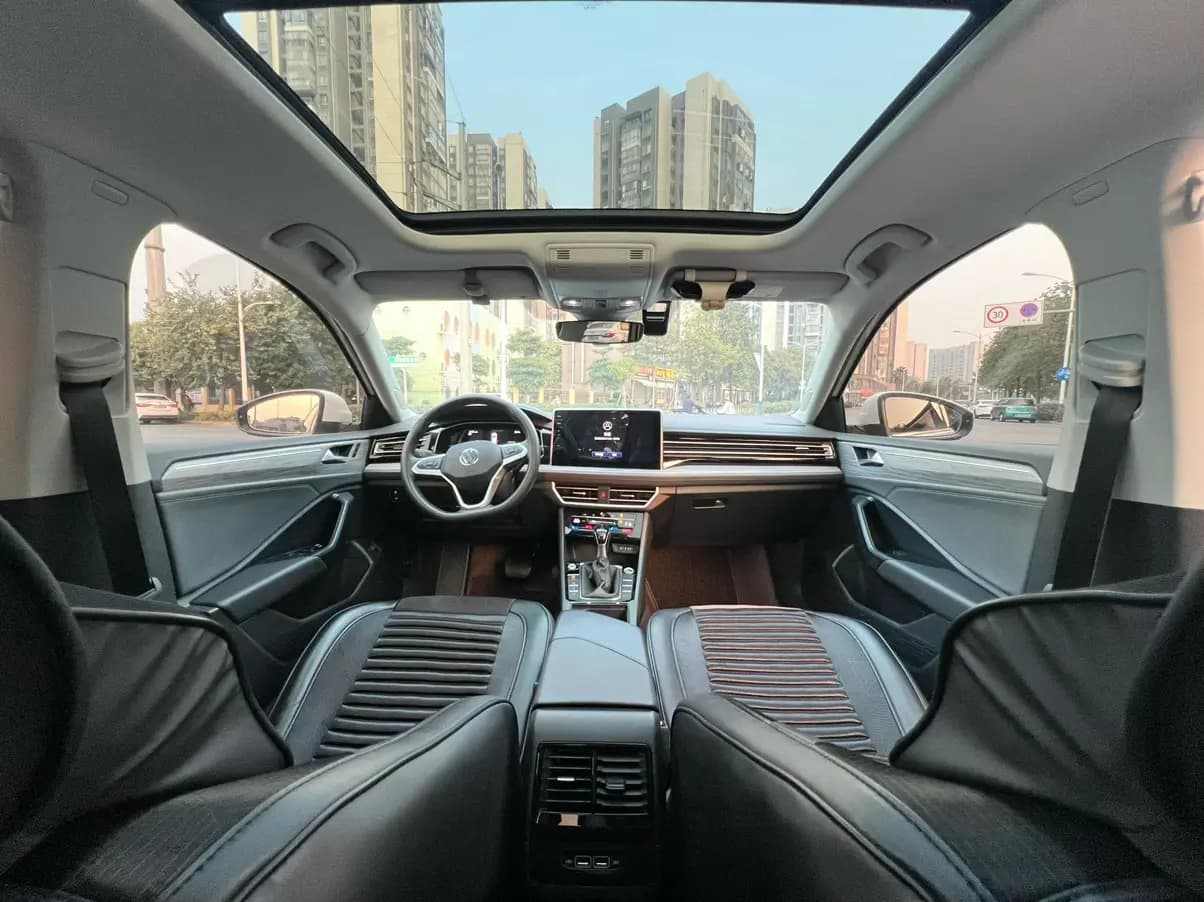Volkswagen Sagitar 2023 г. 42019 км. — фото 8