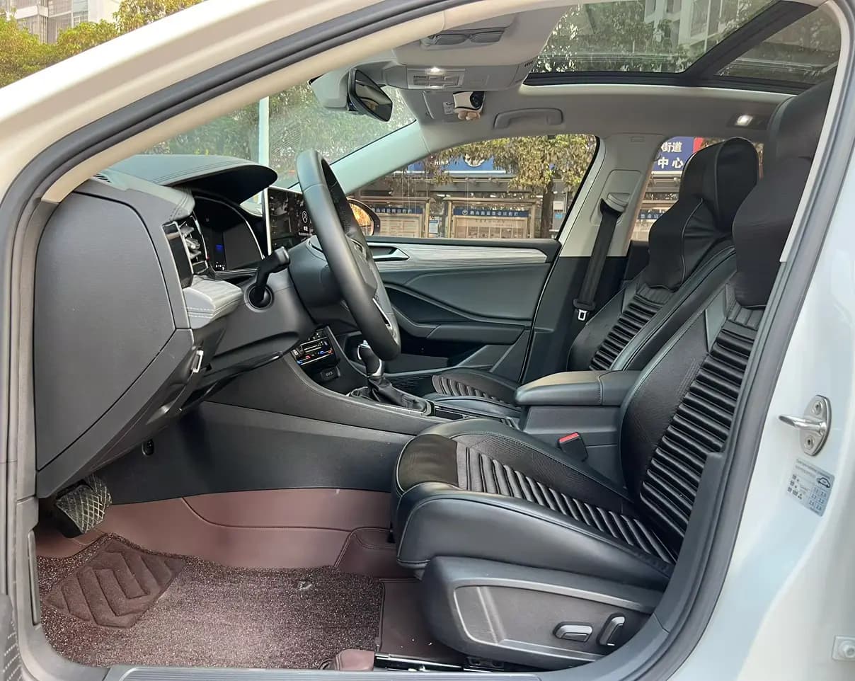 Volkswagen Sagitar 2023 г. 42019 км. — фото 9