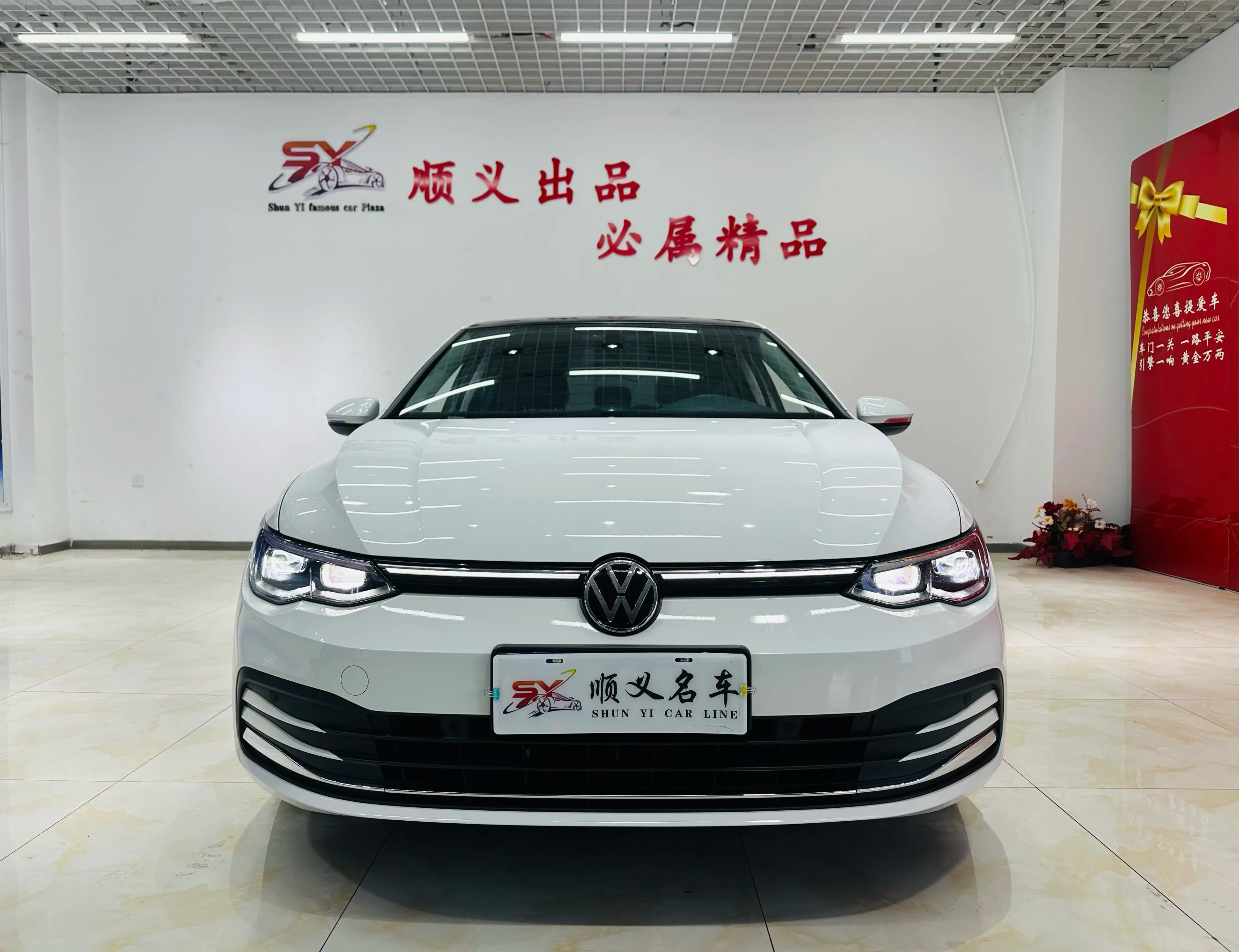 Volkswagen Golf 2023 г. 27121 км. — фото 2
