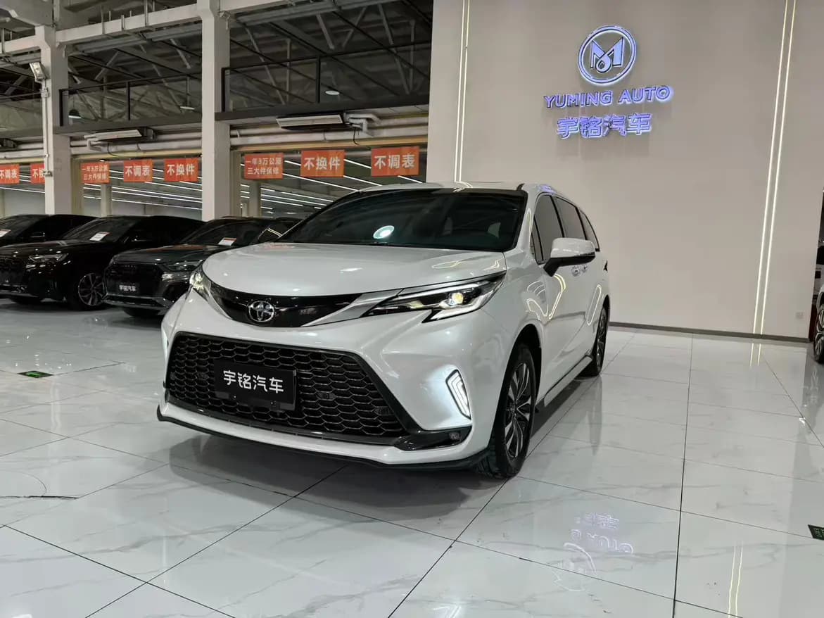 Toyota Granvia 2025 г. 21573 км. — фото 8