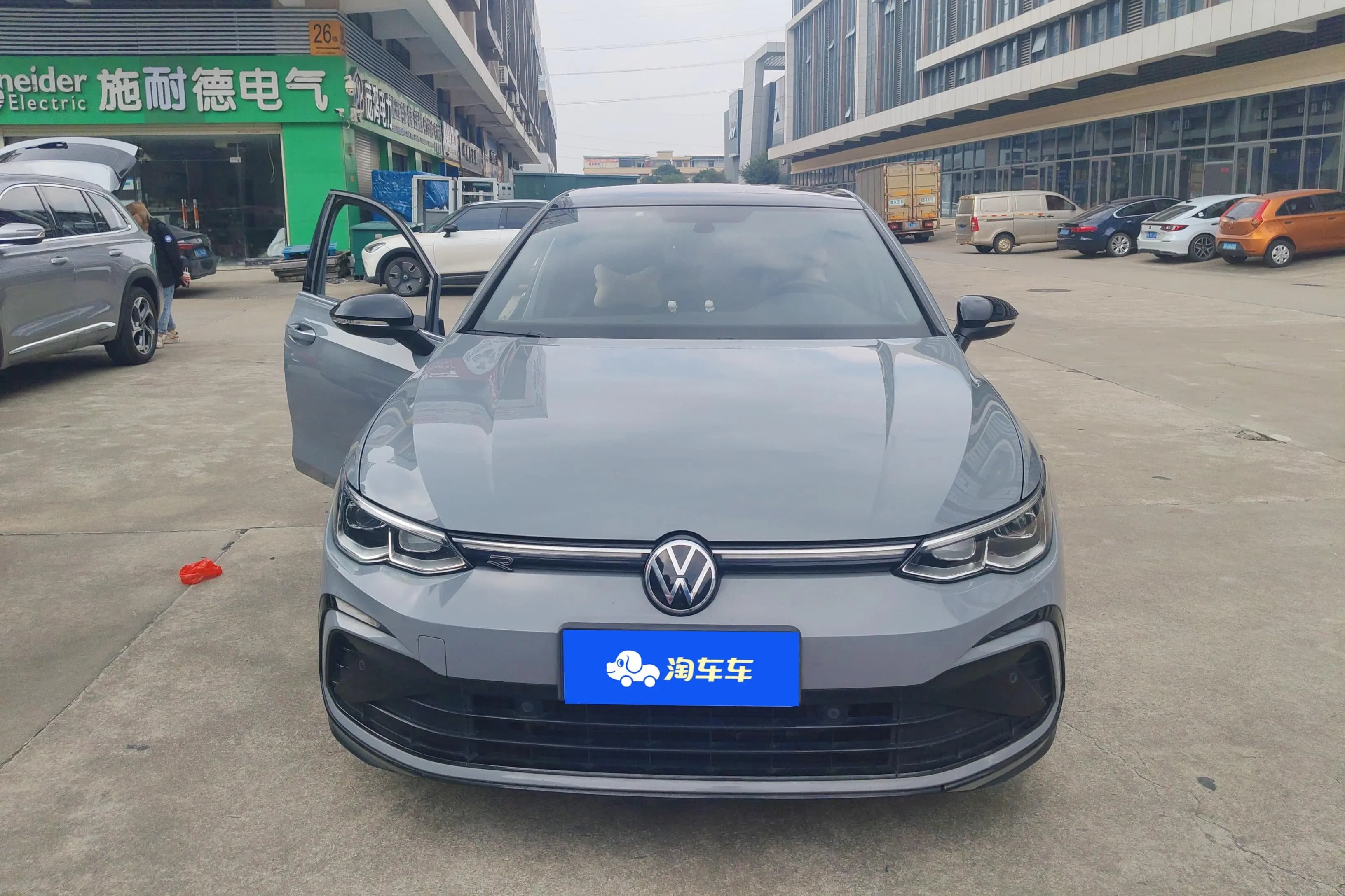 Volkswagen Golf 2023 г. 73226 км. — фото 2