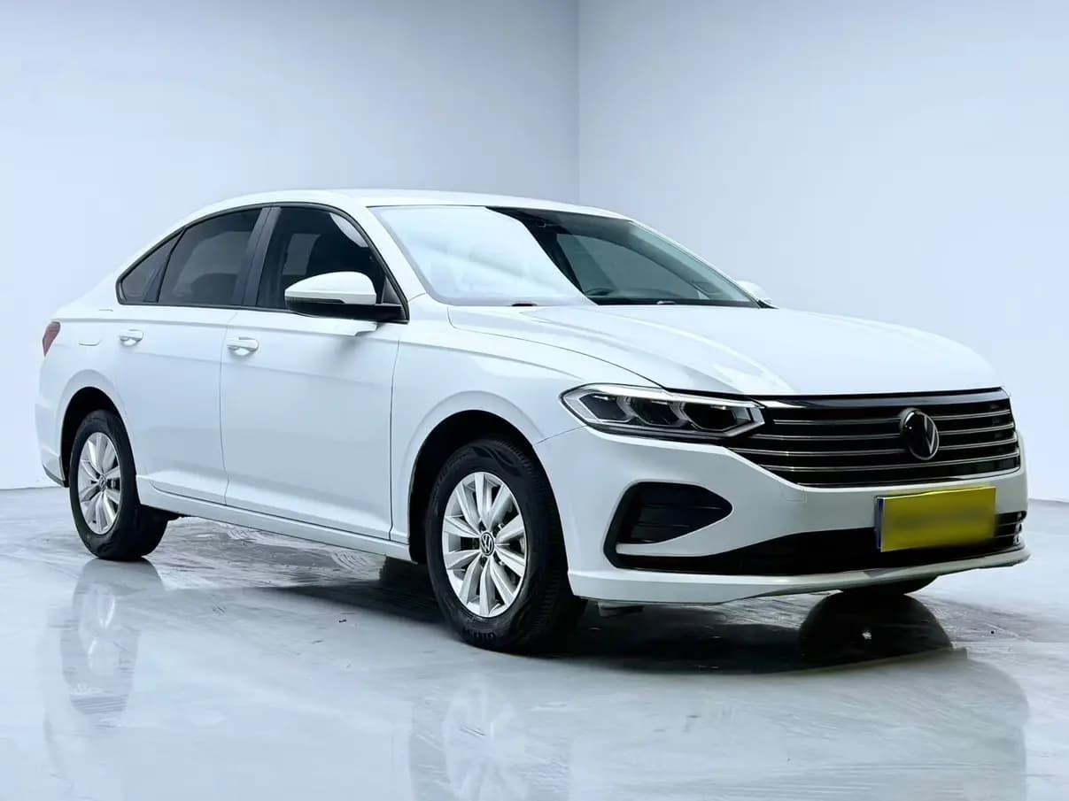 Volkswagen Lavida 2023 г. 65040 км. — фото 3