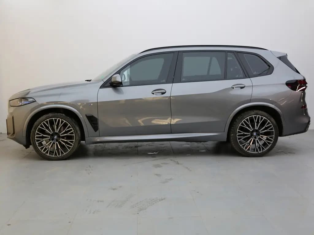 BMW X5 2024 г. 38794 км. — фото 3