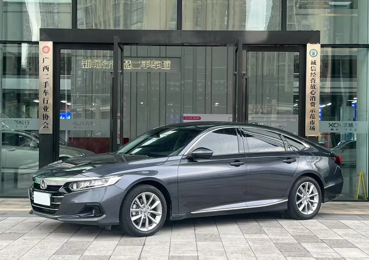 Honda Accord 2022 г. 44000 км.