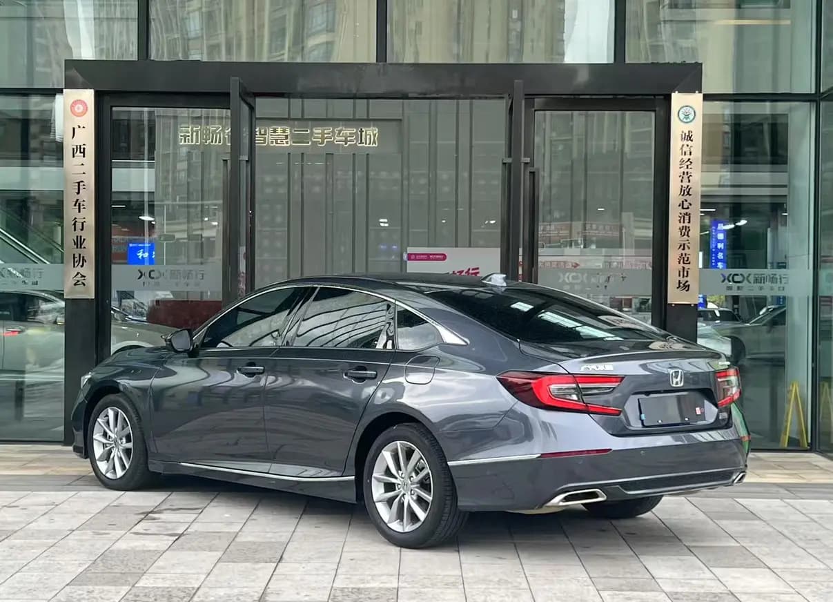 Honda Accord 2022 г. 44000 км. — фото 4