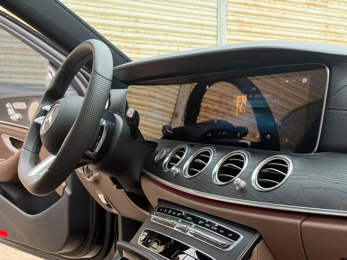 Mercedes-Benz E-Class 2022 г. 26056 км. — фото 41