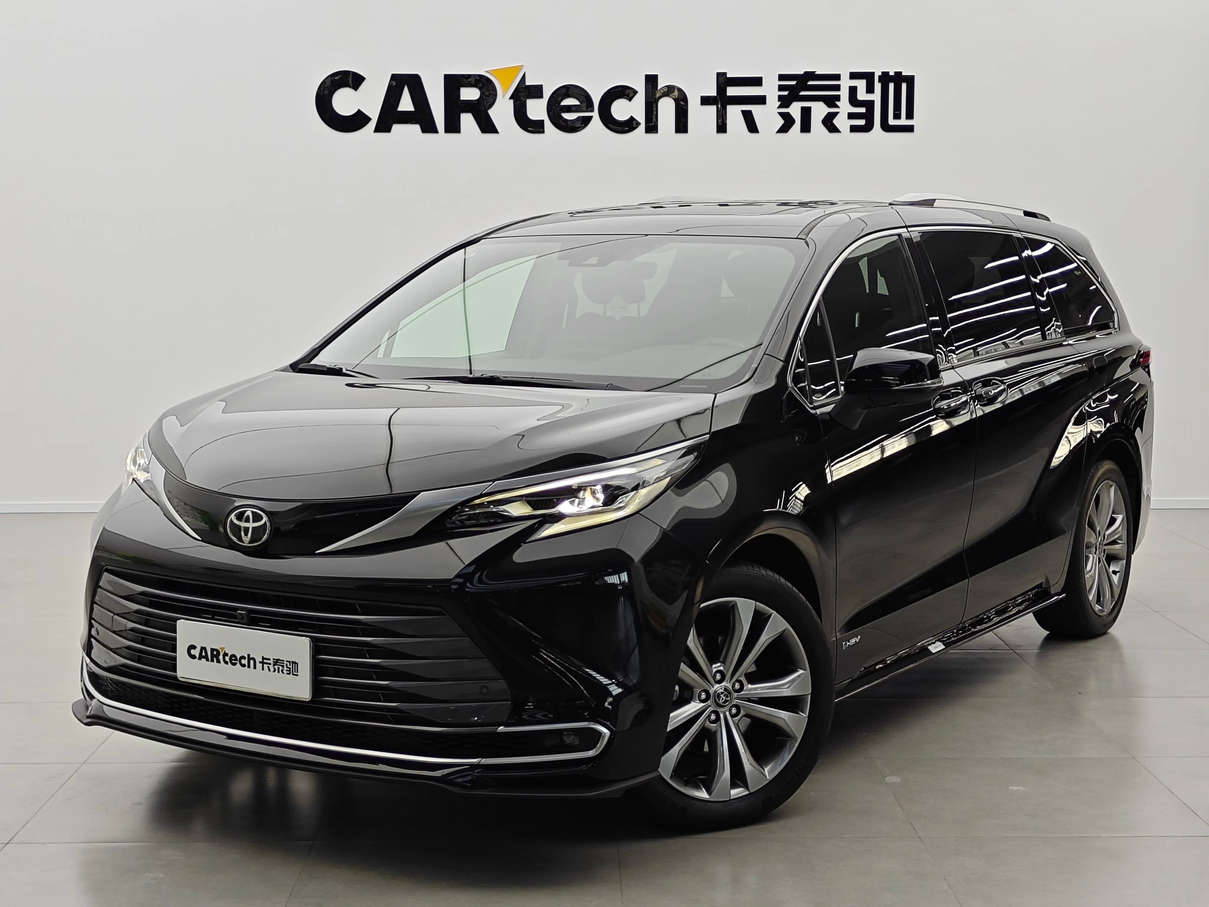 Toyota Sienna 2024 г. 4246 км. — фото 9