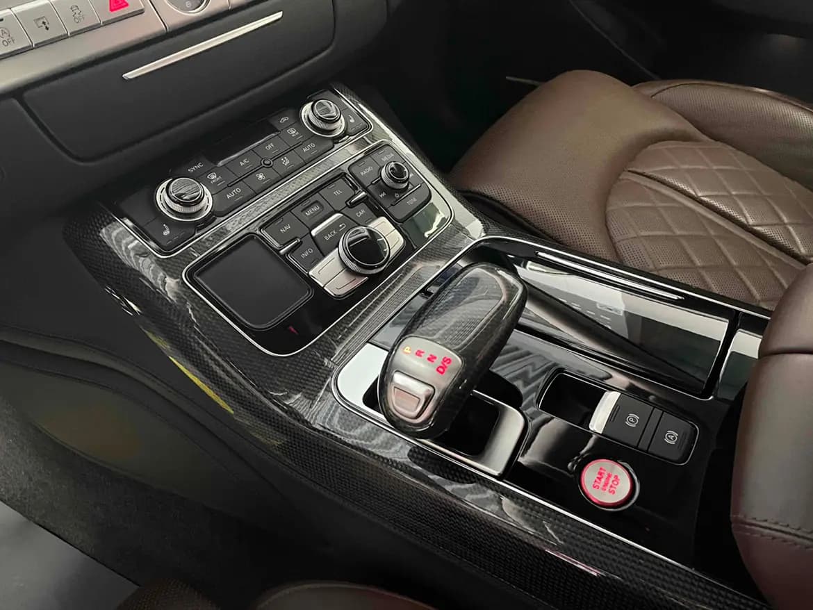 Audi S8 2023 г. 14059 км. — фото 13