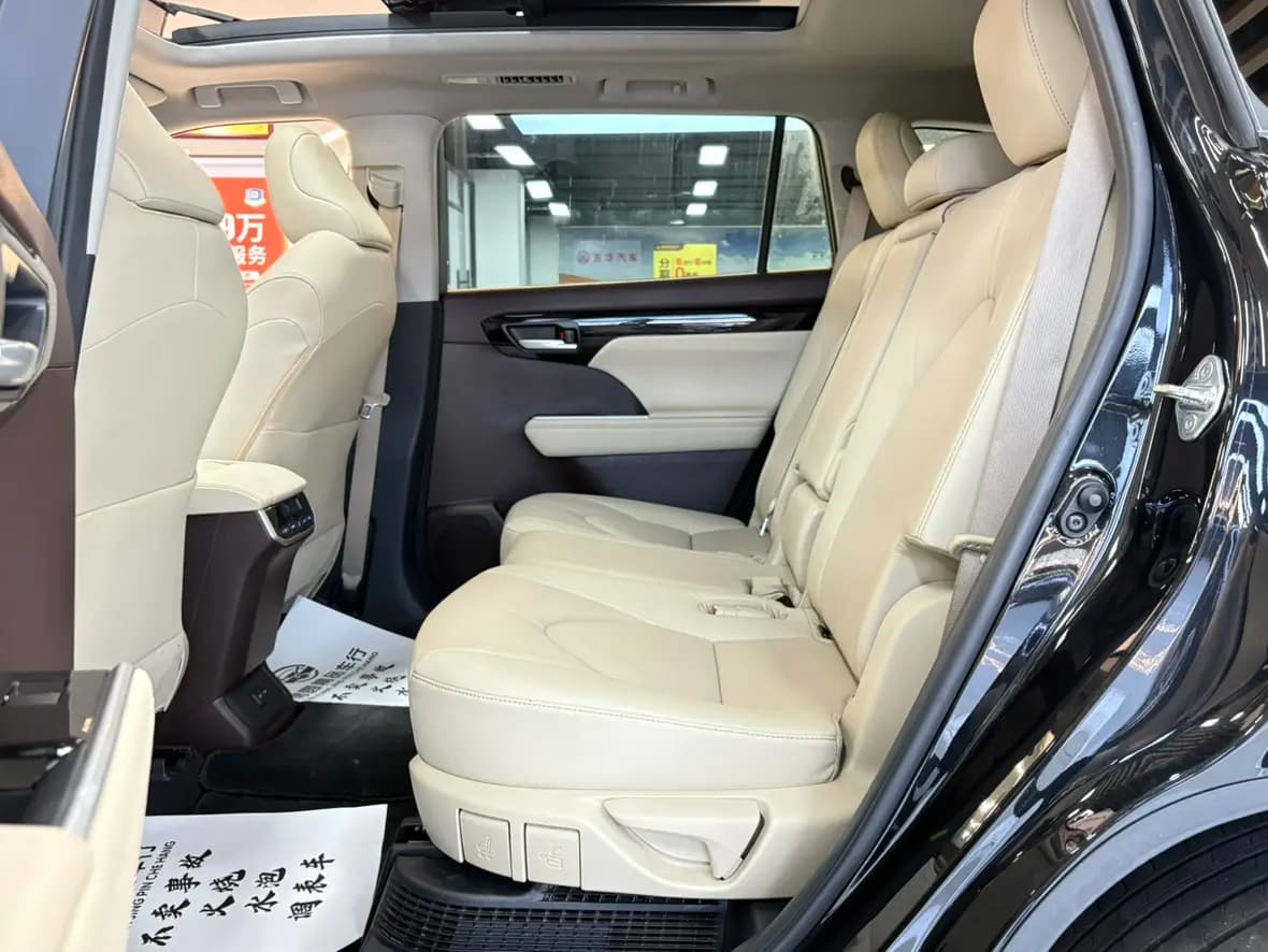 Toyota Highlander 2022 г. 33116 км. — фото 20