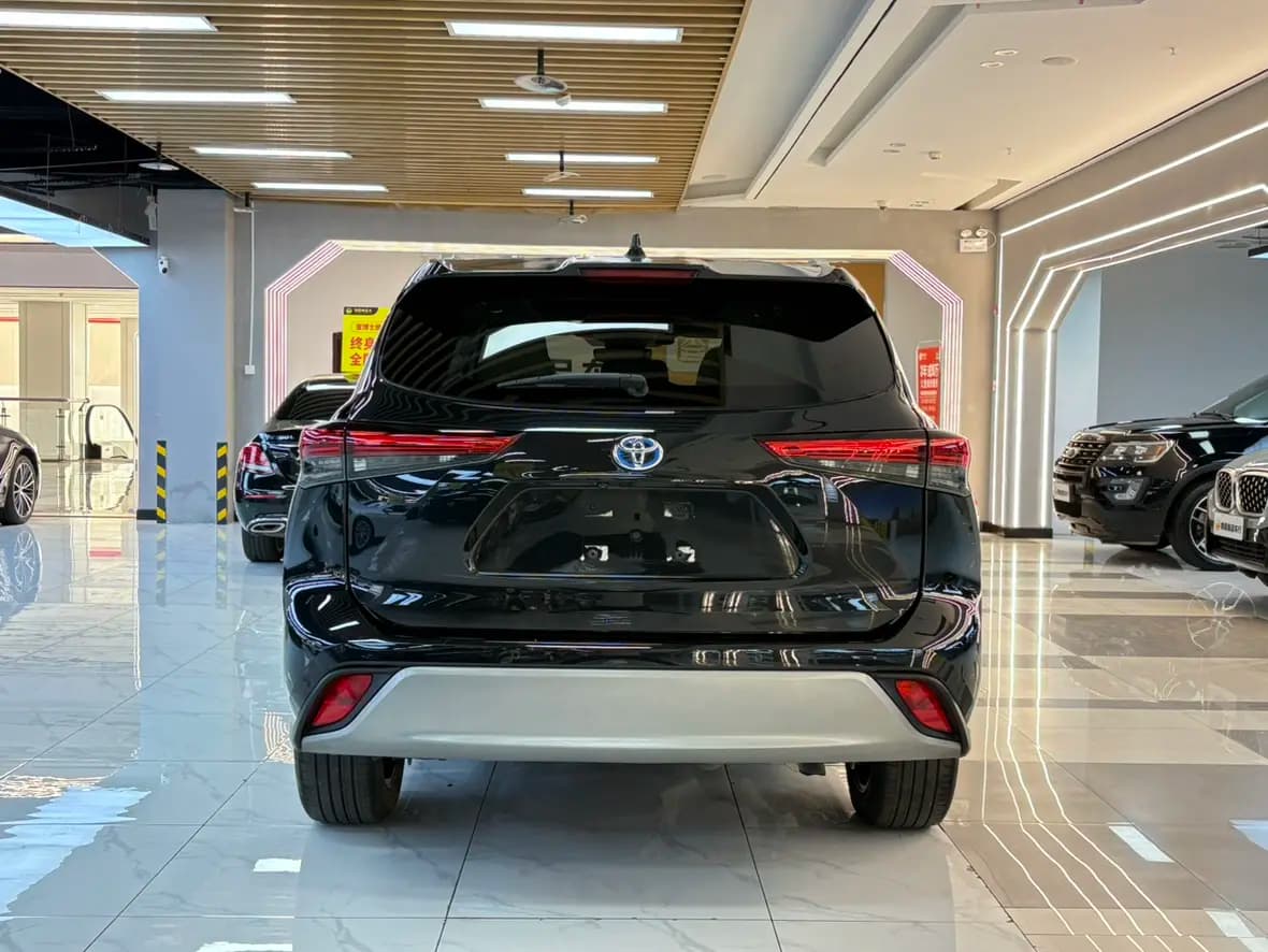 Toyota Highlander 2022 г. 33116 км. — фото 6