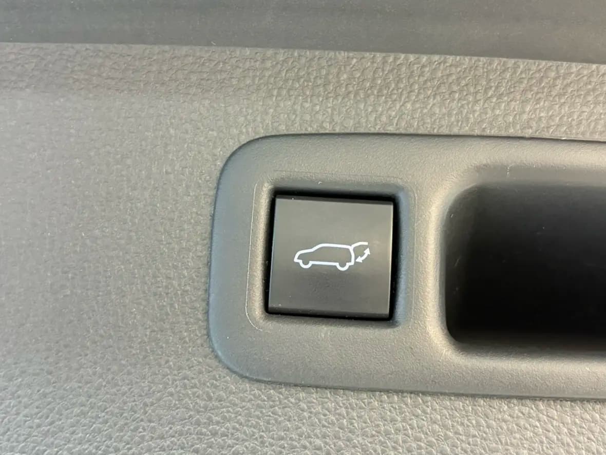 Toyota Highlander 2022 г. 33116 км. — фото 9