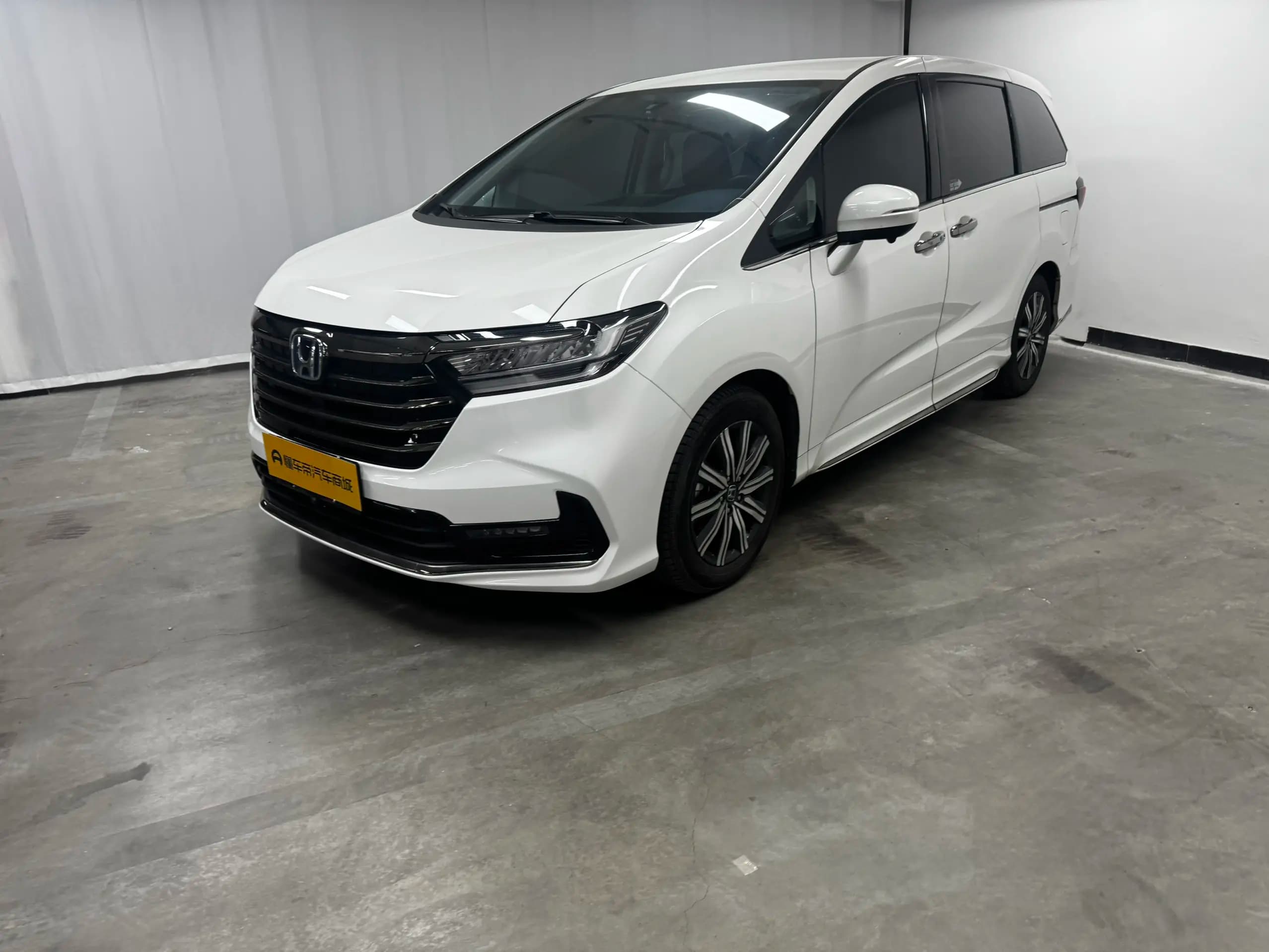 Honda Odyssey 2023 г. 38500 км.