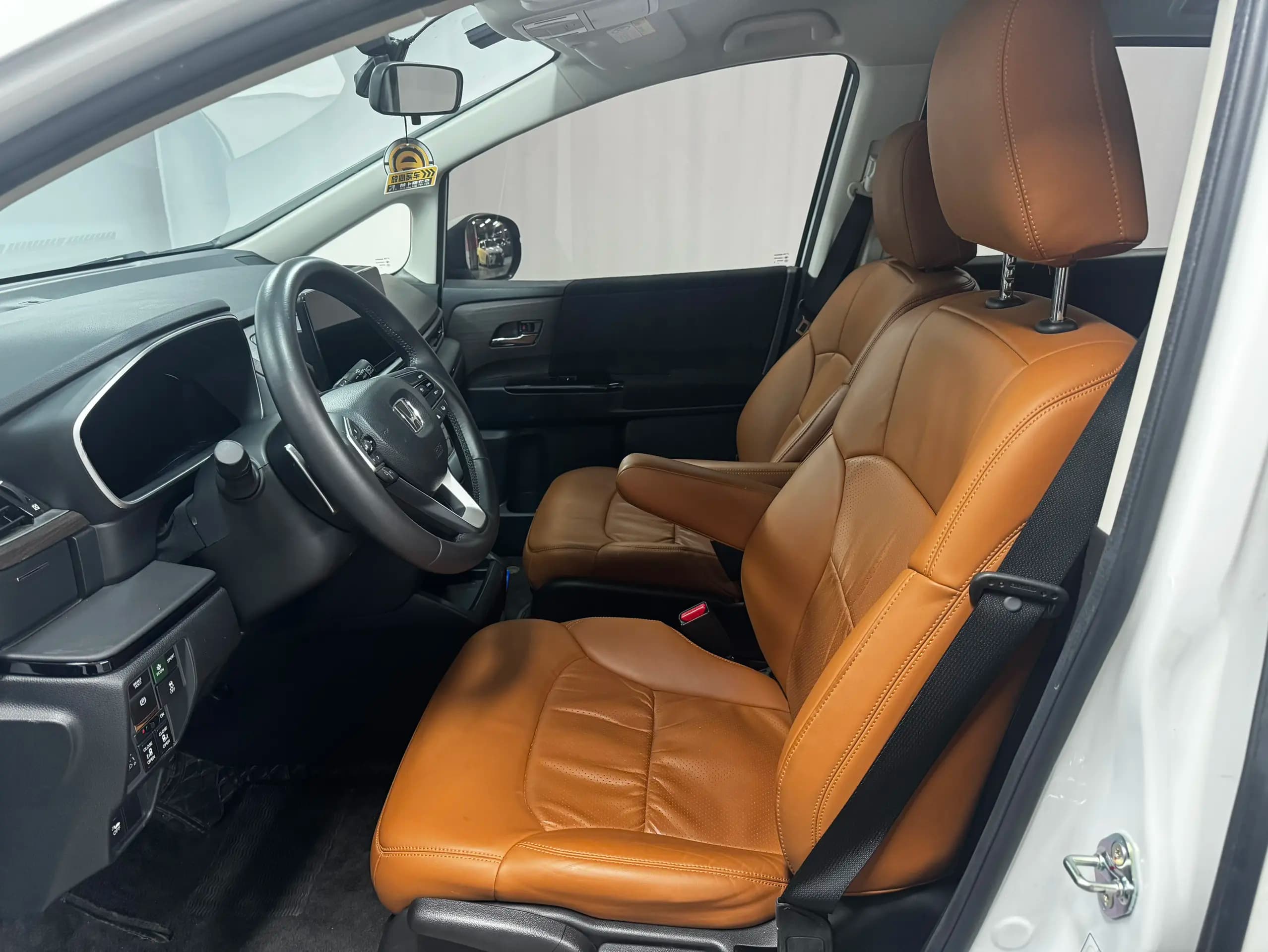 Honda Odyssey 2023 г. 38500 км. — фото 17