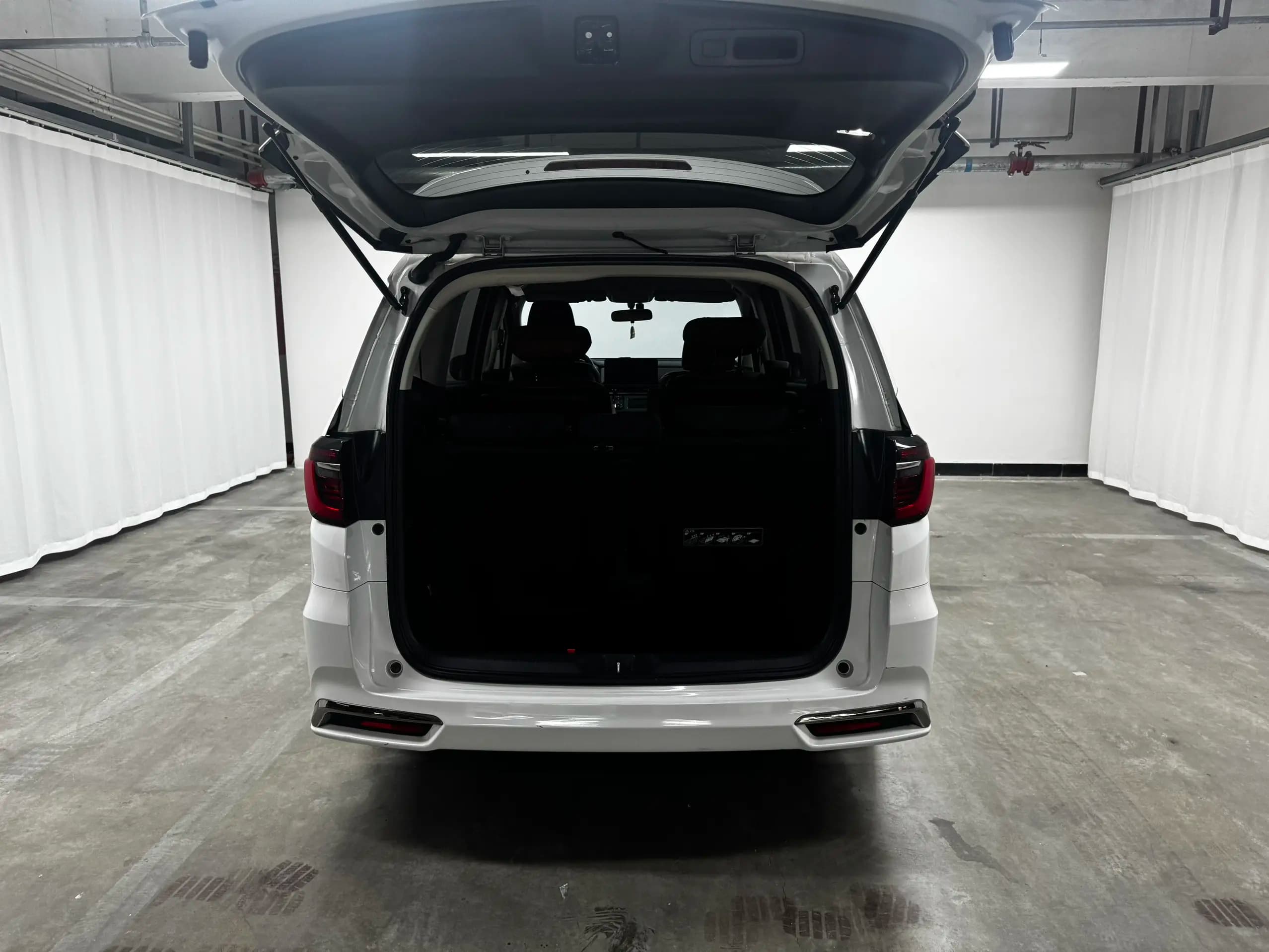 Honda Odyssey 2023 г. 38500 км. — фото 20