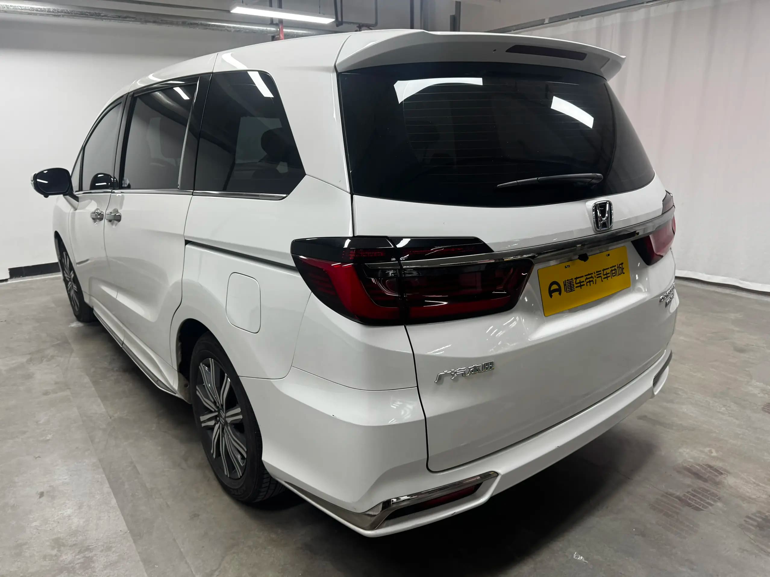 Honda Odyssey 2023 г. 38500 км. — фото 5