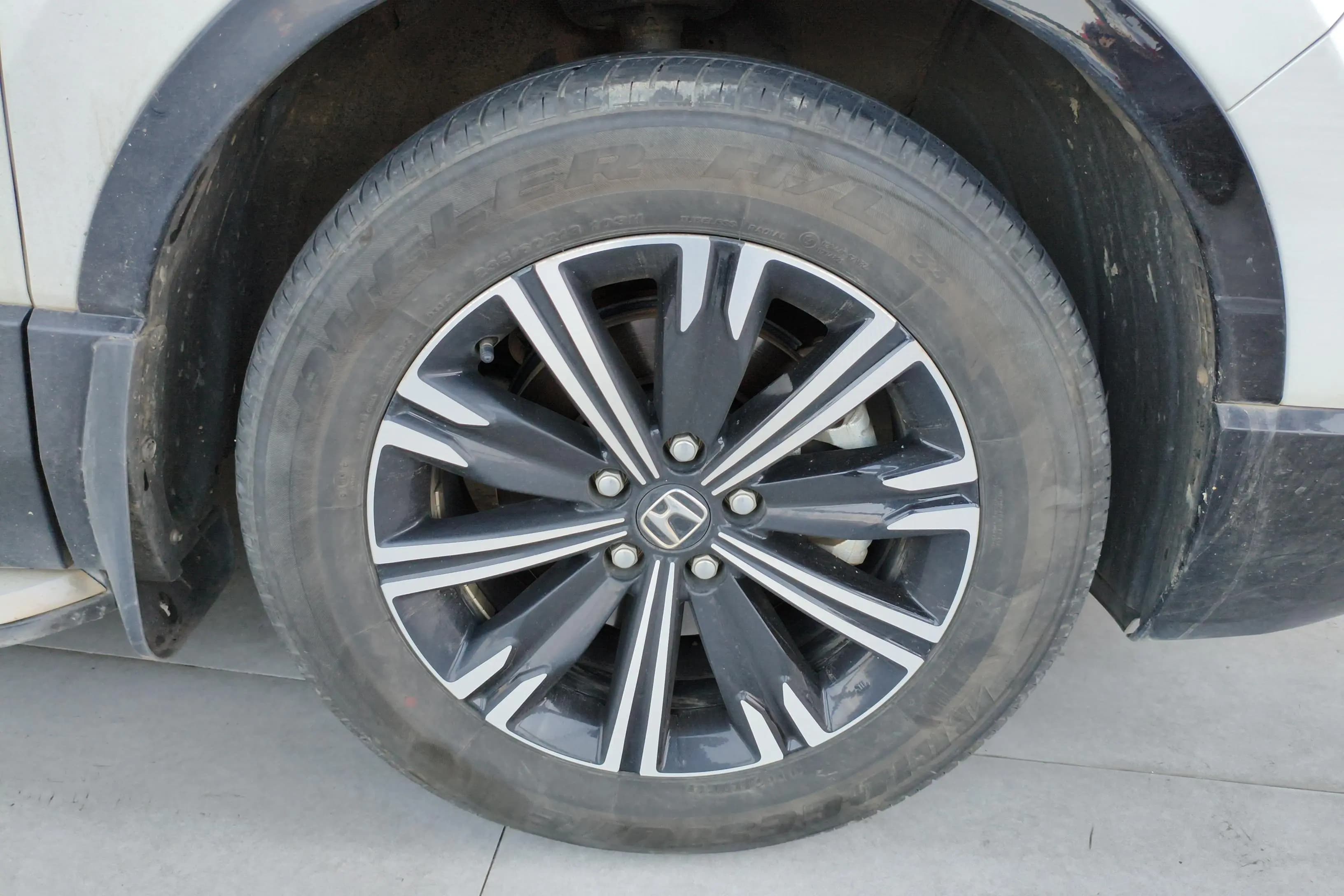 Honda CR-V PHEV 2023 г. 44032 км. — фото 4