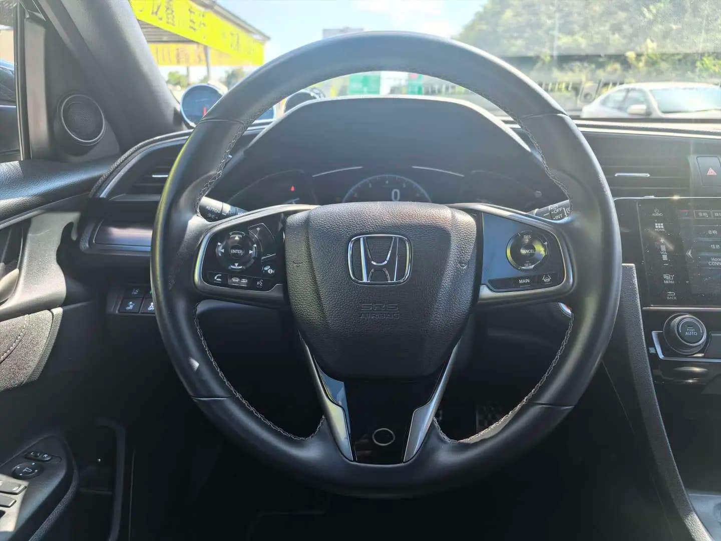 Honda Civic 2022 г. 42000 км. — фото 13