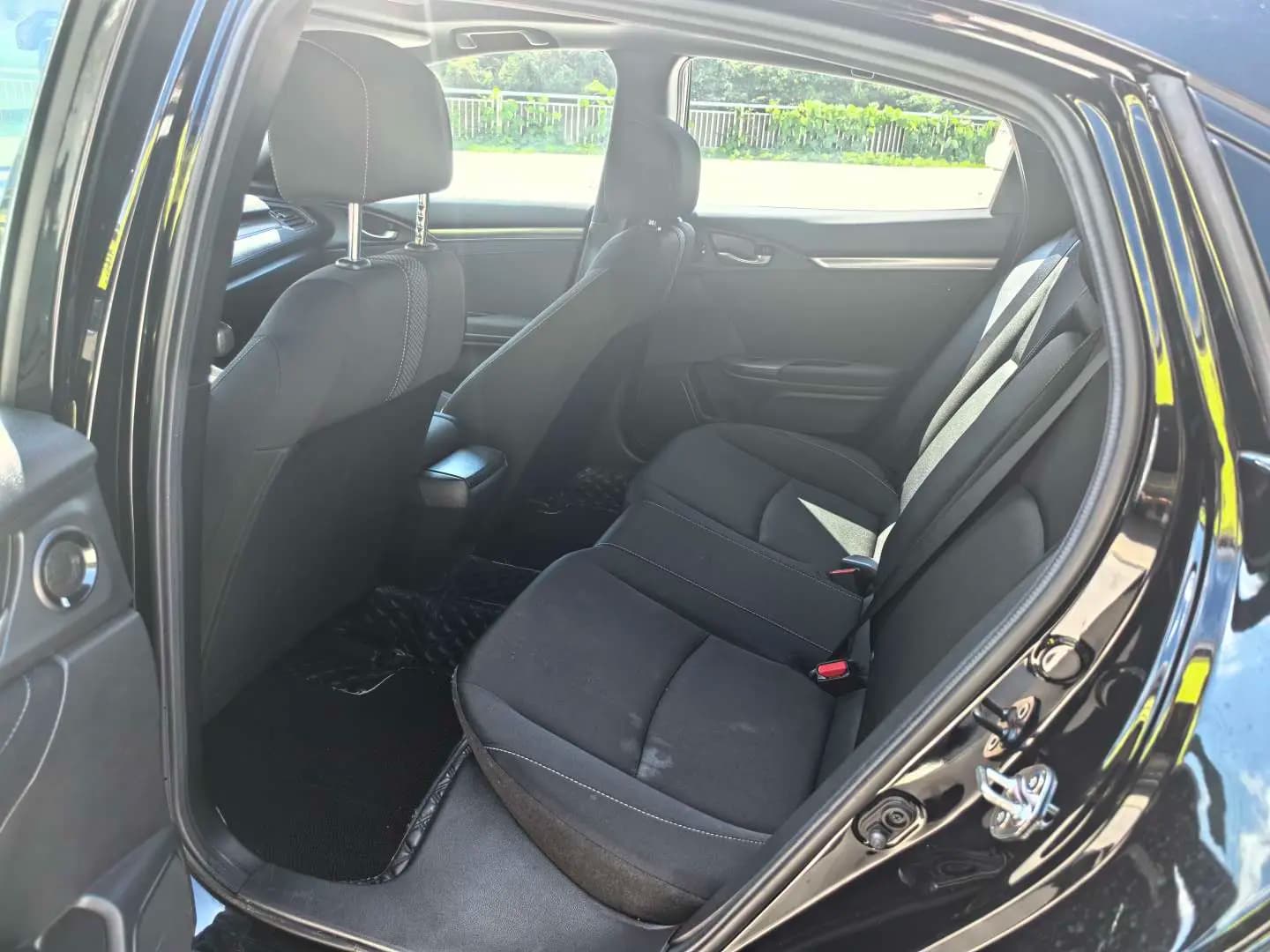 Honda Civic 2022 г. 42000 км. — фото 16