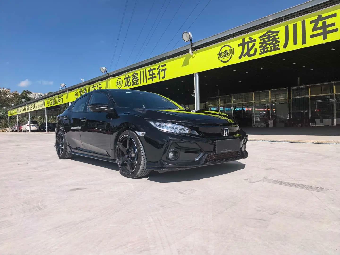 Honda Civic 2022 г. 42000 км. — фото 3