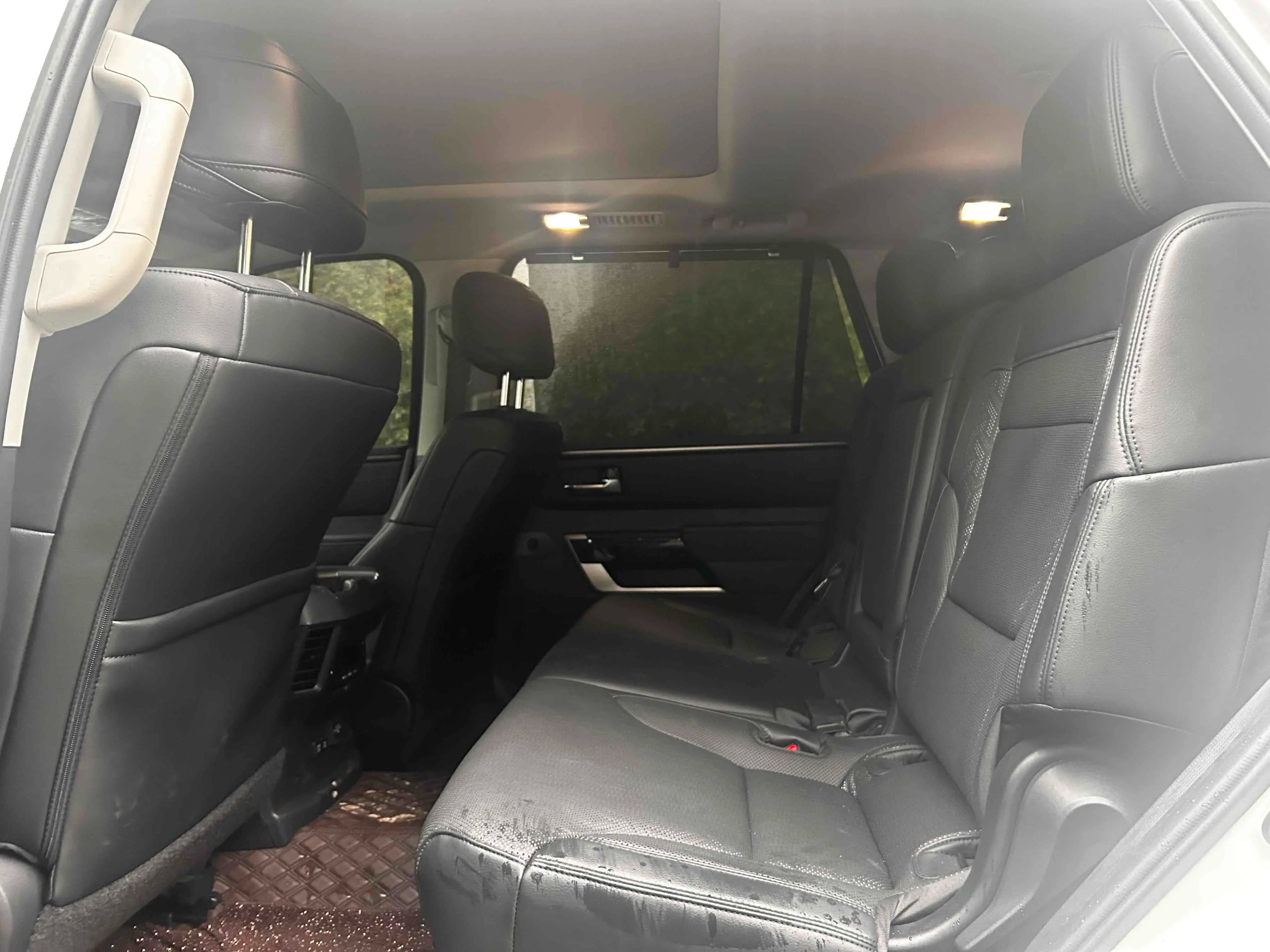 Toyota Sequoia 2023 г. 30783 км. — фото 9