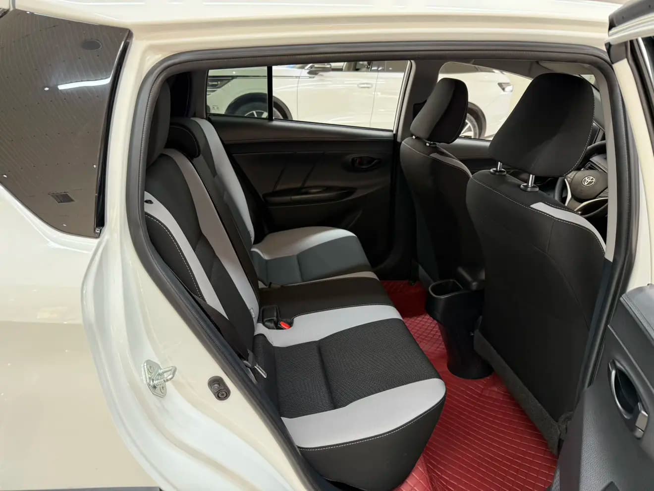 Toyota Yaris L 2022 г. 22138 км. — фото 21