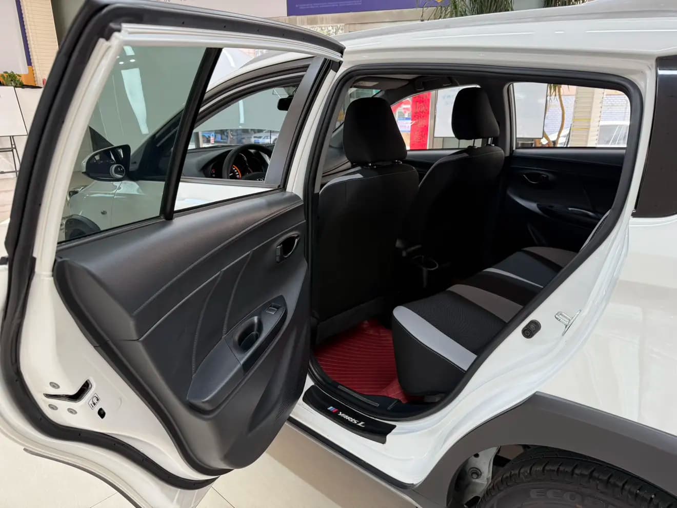 Toyota Yaris L 2022 г. 22138 км. — фото 22