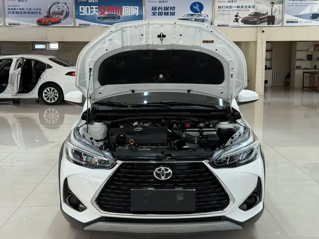 Toyota Yaris L 2022 г. 22138 км. — фото 8
