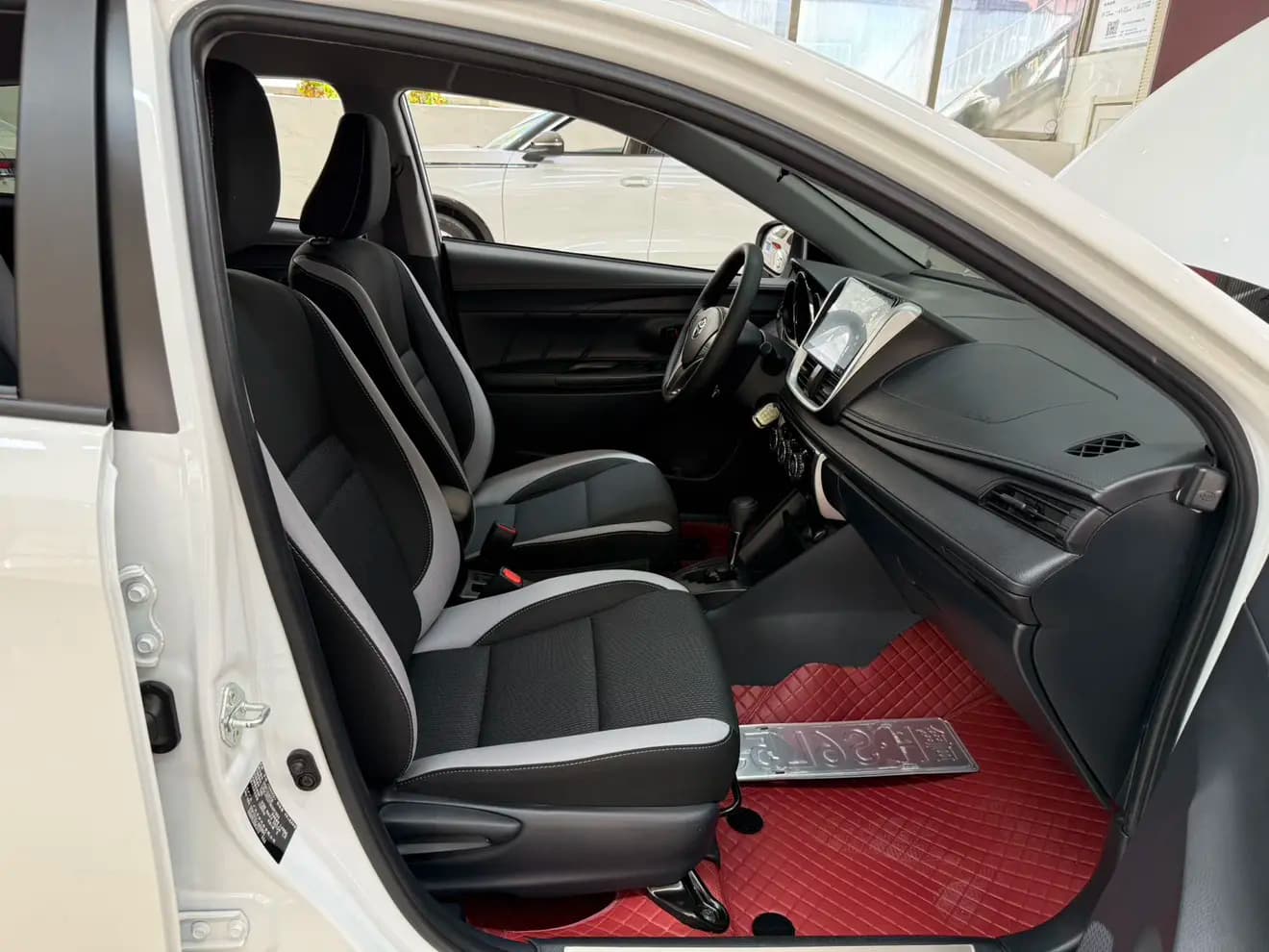 Toyota Yaris L 2022 г. 22138 км. — фото 10
