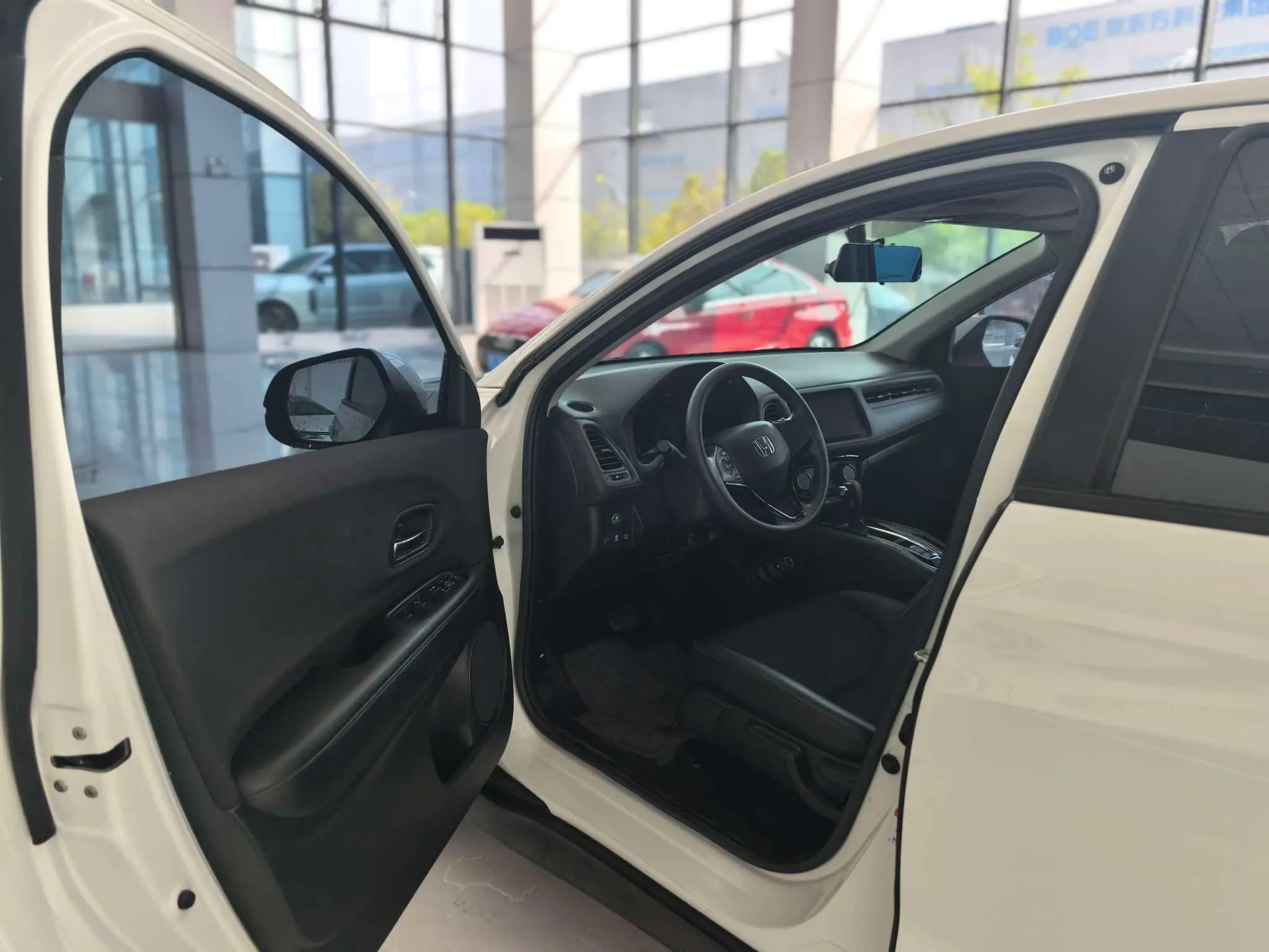 Honda Vezel 2021 г. 31060 км. — фото 10