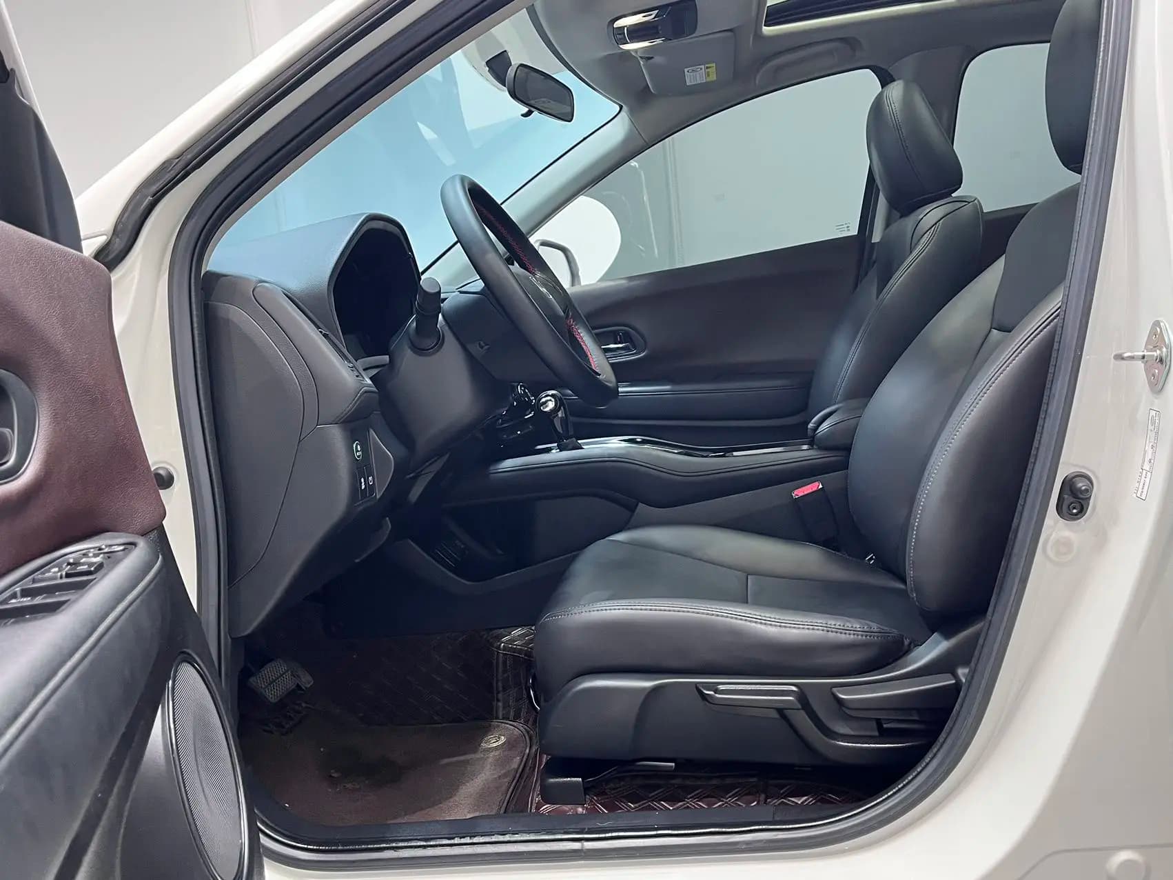 Honda Vezel 2022 г. 15061 км. — фото 16
