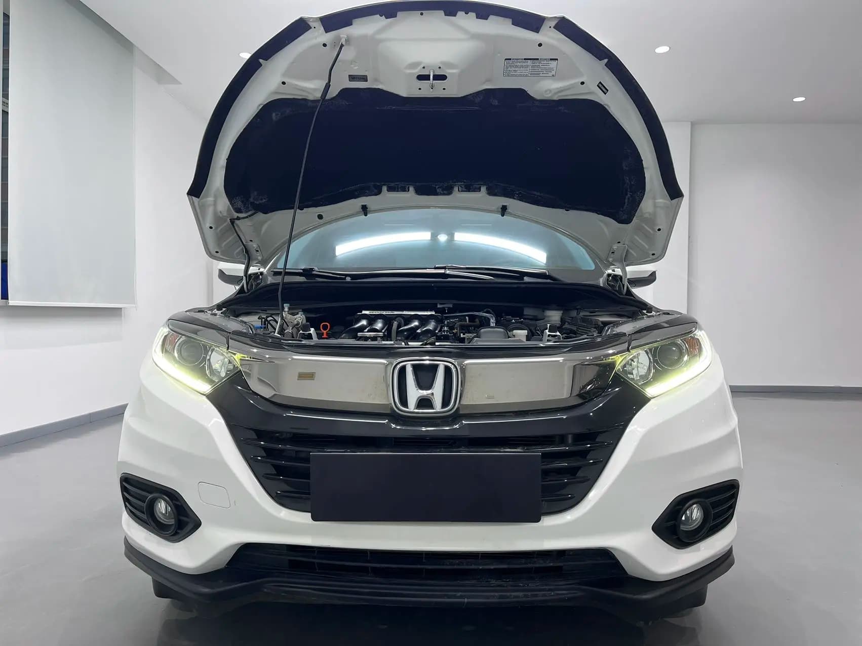 Honda Vezel 2022 г. 15061 км. — фото 10