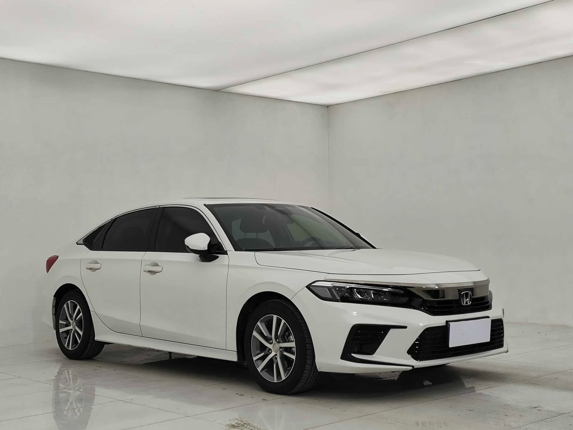 Honda Civic 2023 г. 13125 км. — фото 3
