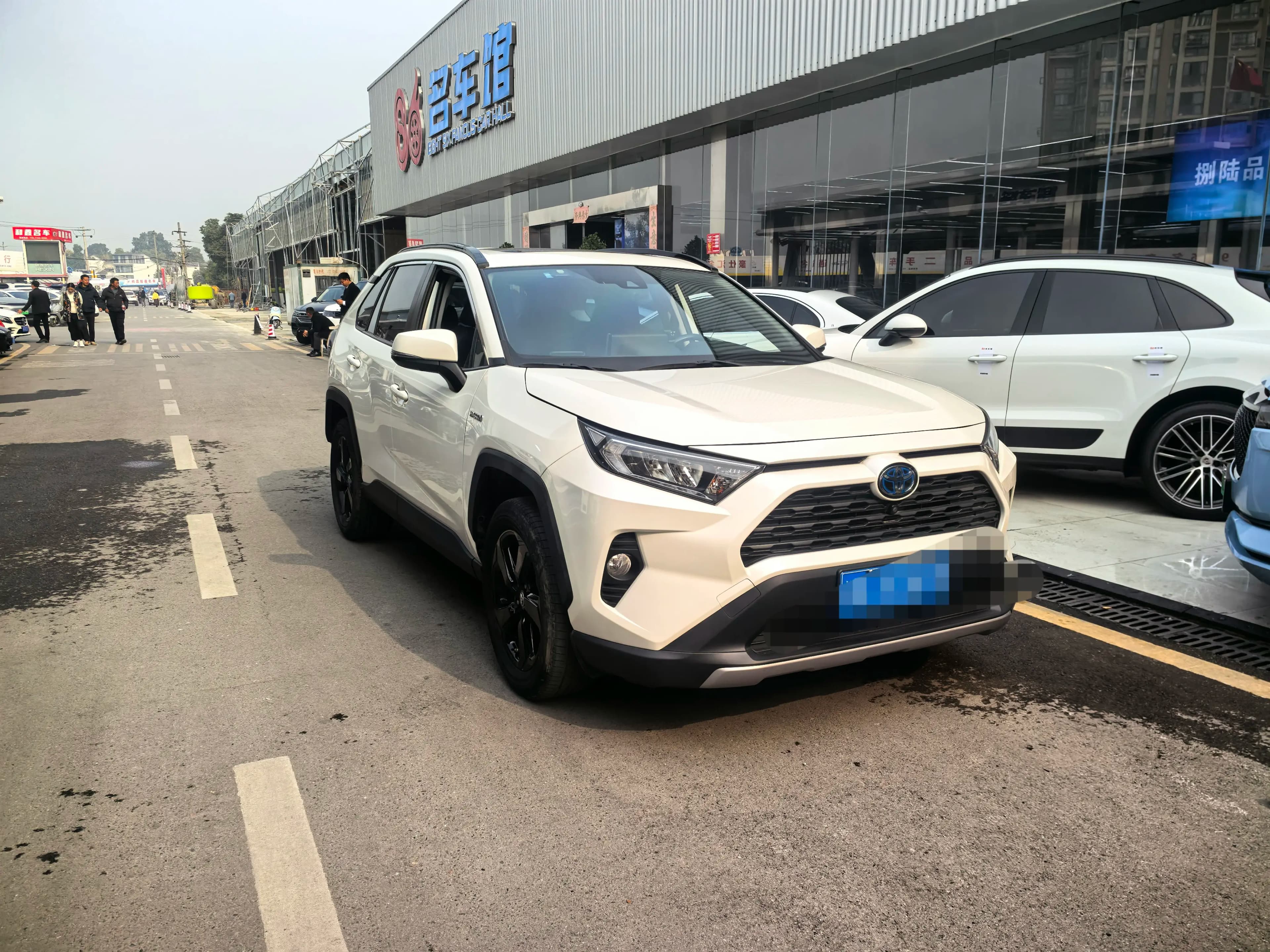 Toyota RAV4 2021 г. 46068 км. — фото 3