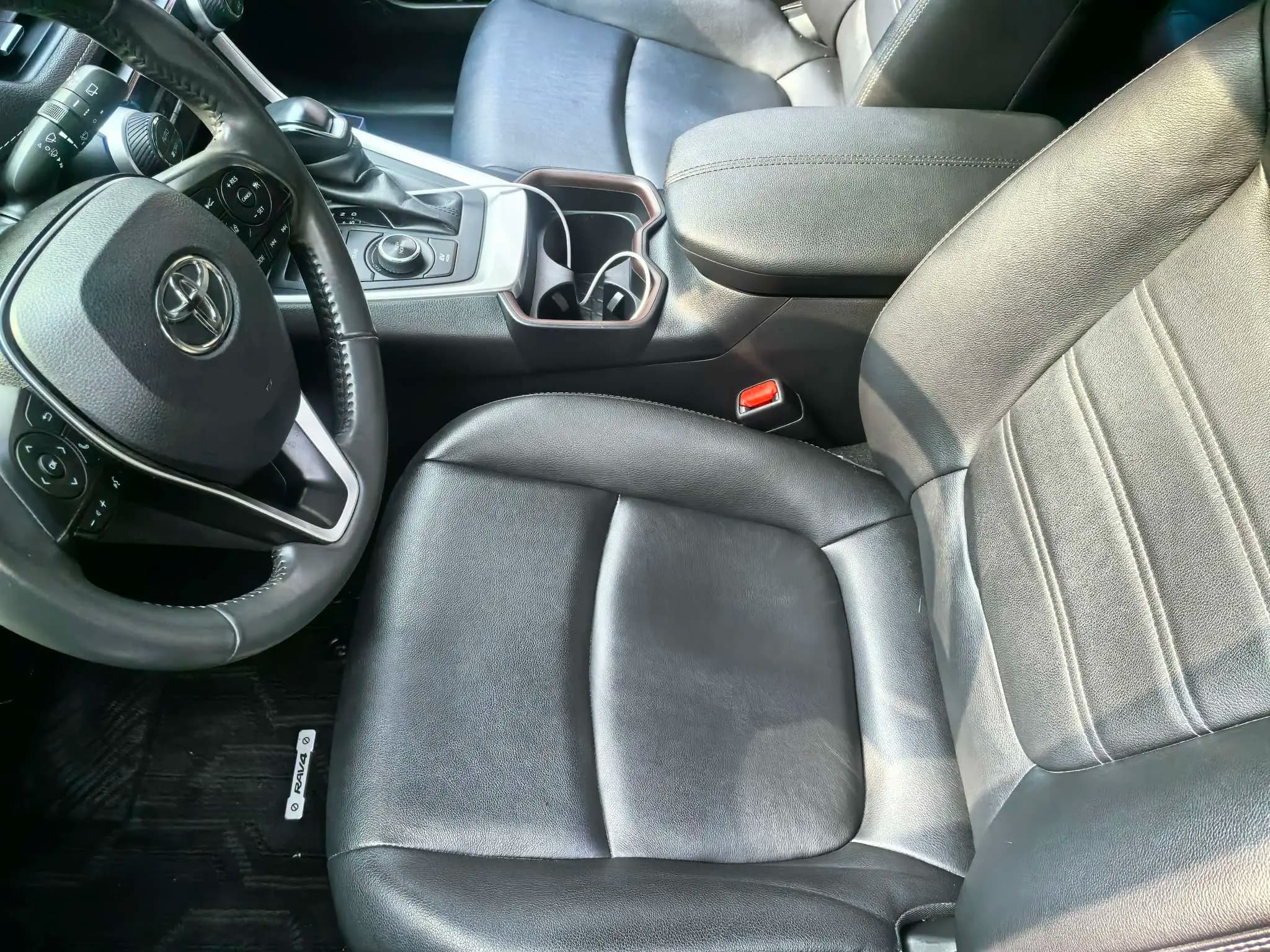 Toyota RAV4 2021 г. 46068 км. — фото 6