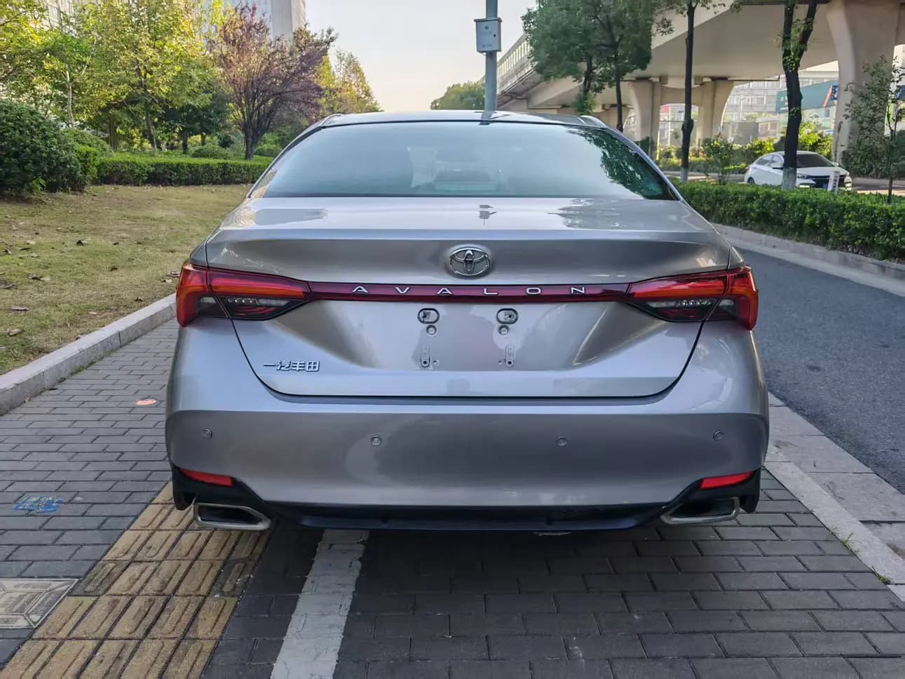 Toyota Avalon 2022 г. 46102 км. — фото 5