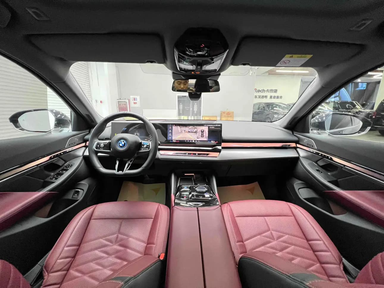 BMW i5 2025 г. 10061 км. — фото 20