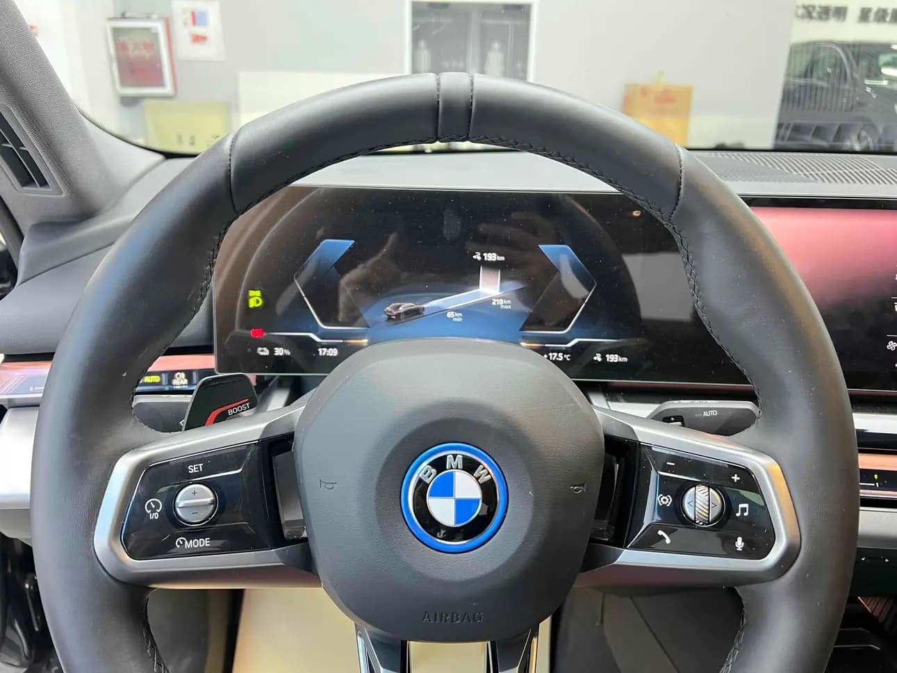 BMW i5 2025 г. 10061 км. — фото 24