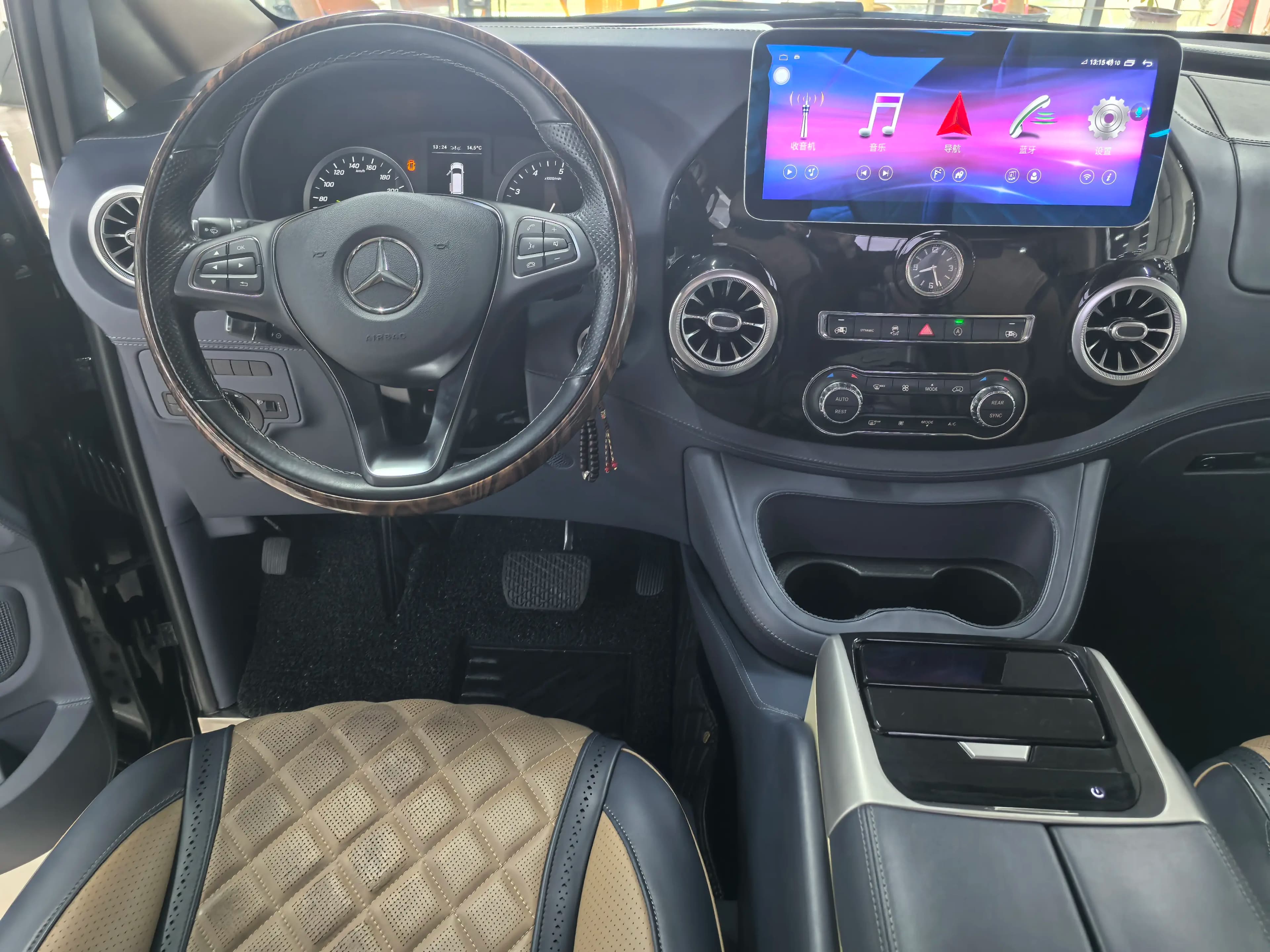 Mercedes-Benz Vito 2021 г. 58043 км. — фото 11