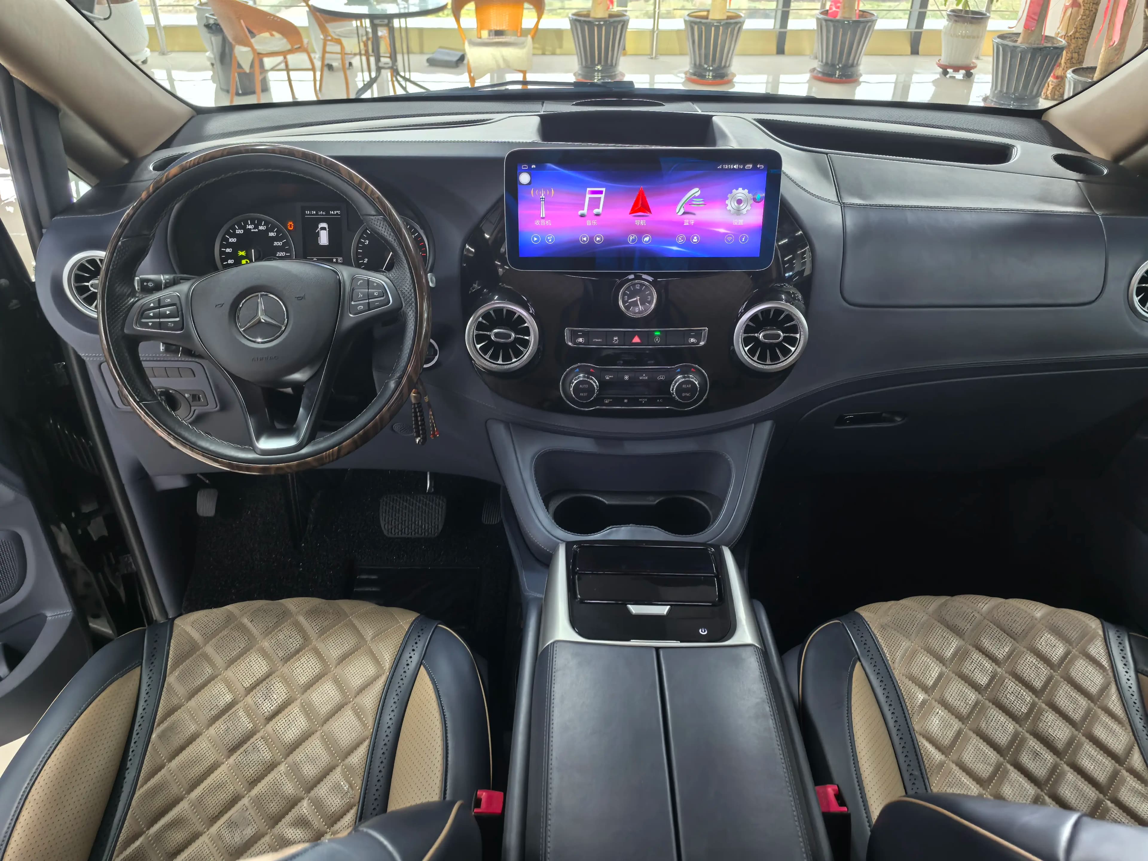 Mercedes-Benz Vito 2021 г. 58043 км. — фото 8