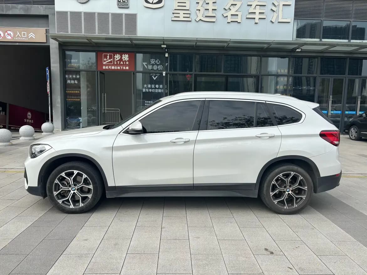 BMW X1 2021 г. 55005 км. — фото 3
