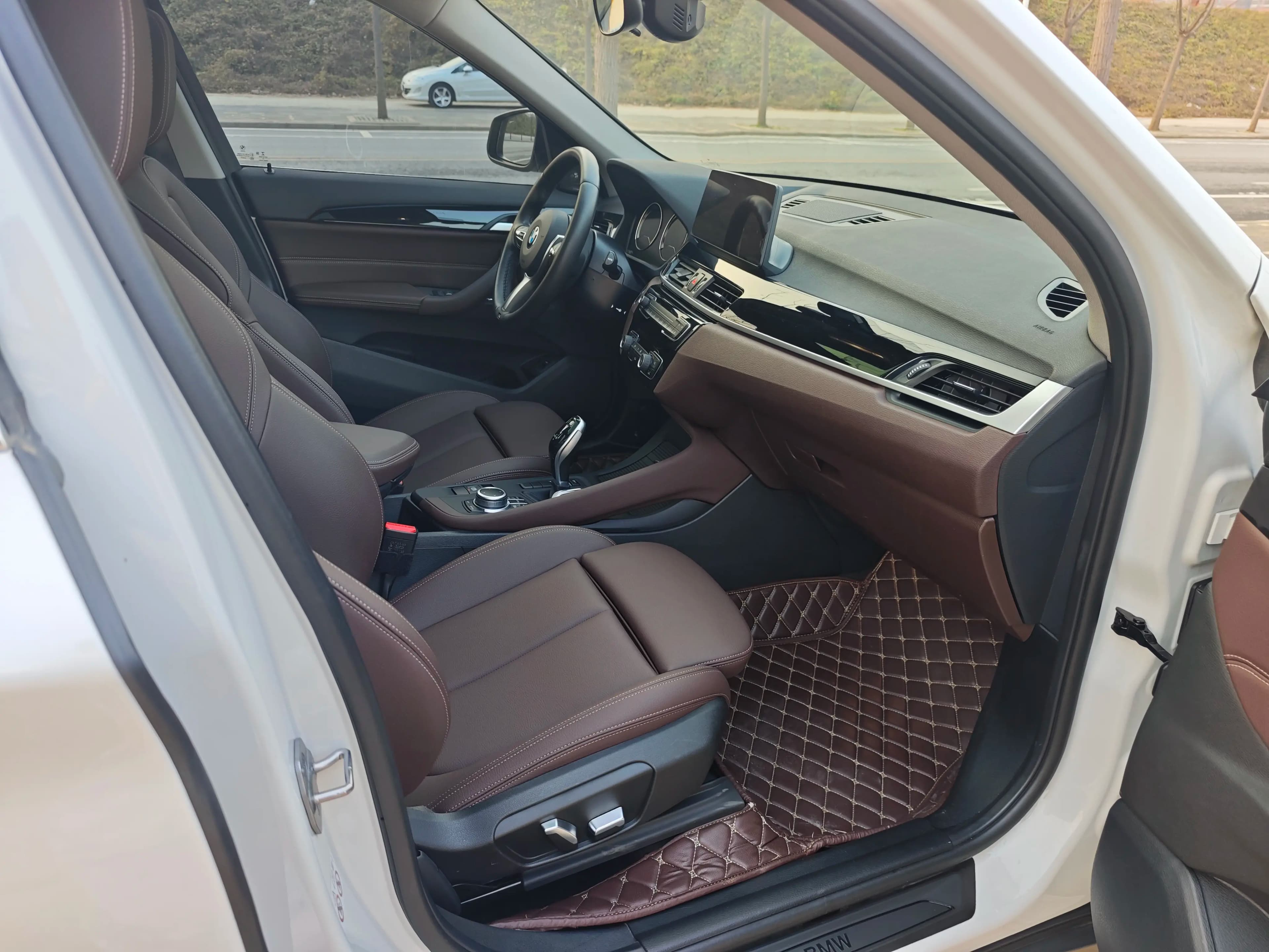 BMW X1 2021 г. 42003 км. — фото 5