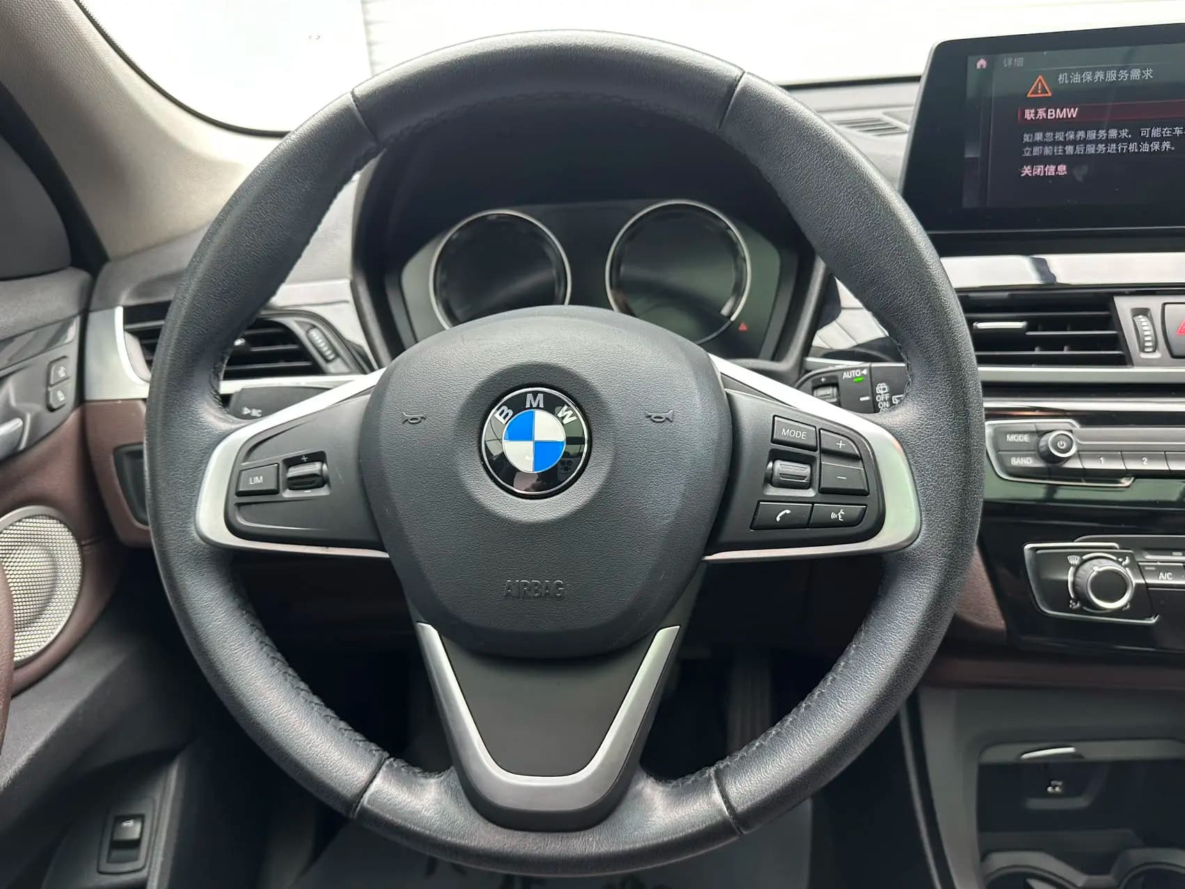 BMW X1 2021 г. 20000 км. — фото 12