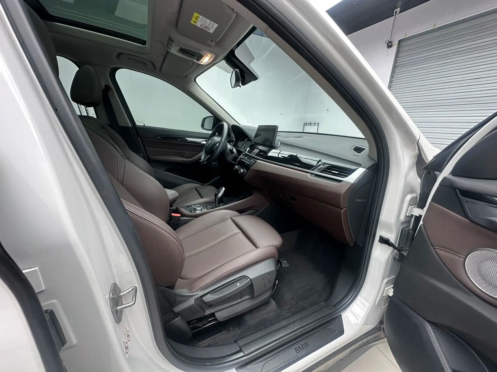 BMW X1 2021 г. 20000 км. — фото 14