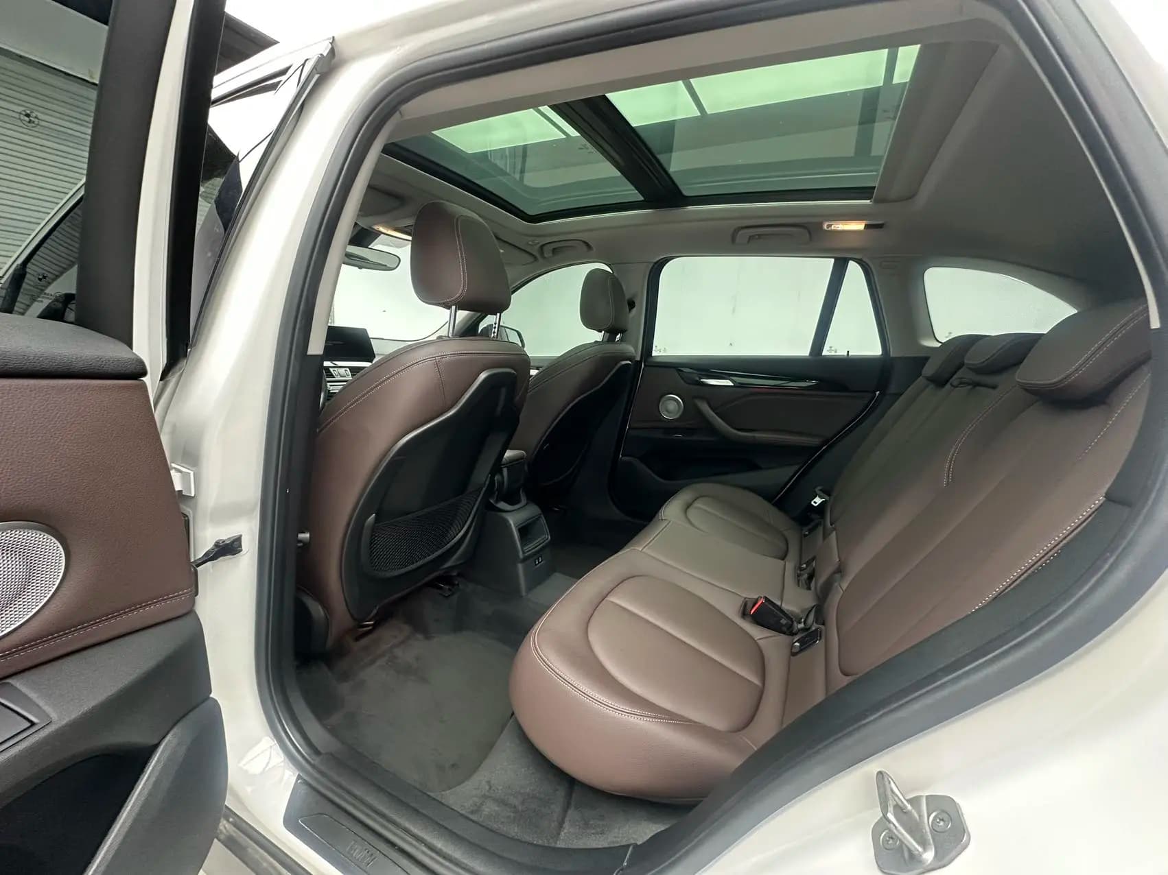 BMW X1 2021 г. 20000 км. — фото 15