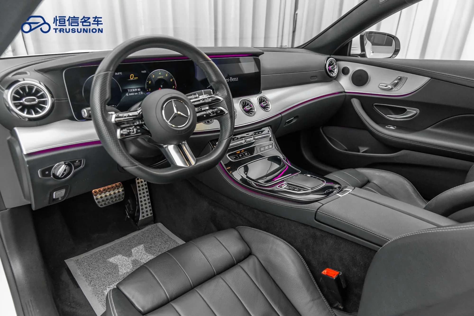 Mercedes-Benz E-Class 2023 г. 37856 км. — фото 18