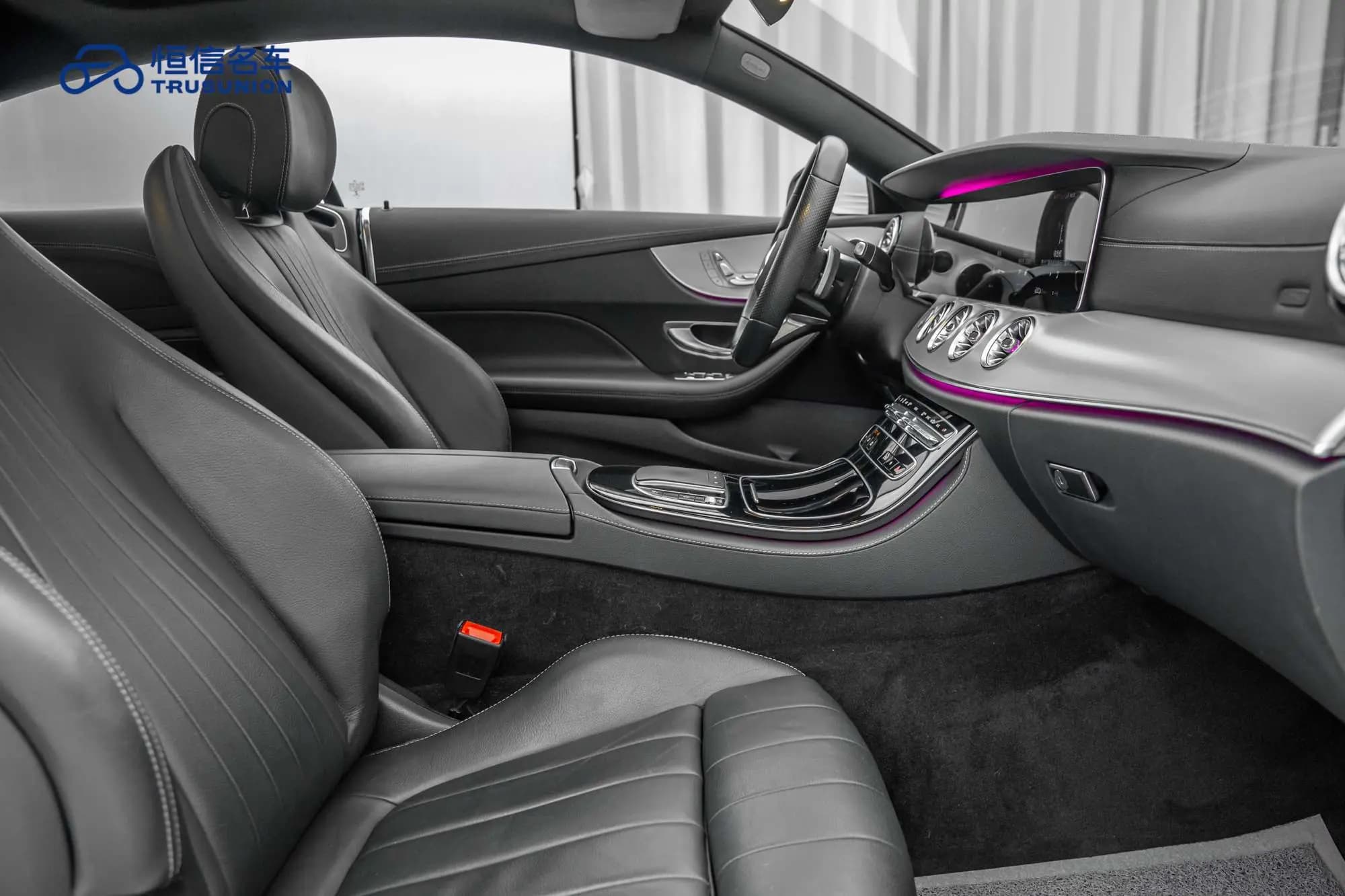Mercedes-Benz E-Class 2023 г. 37856 км. — фото 19