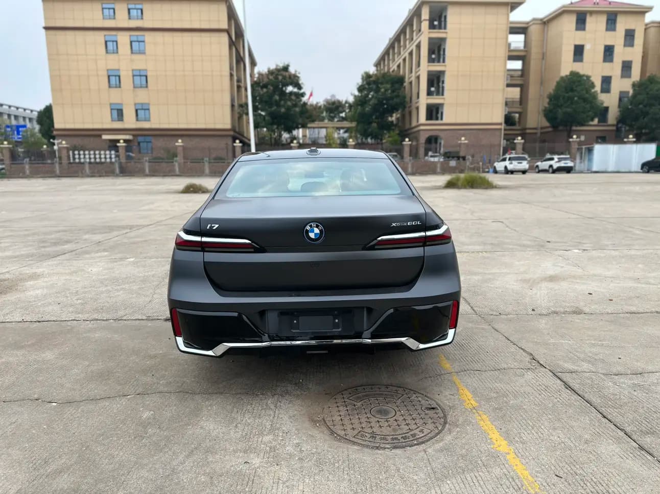 BMW i7 2023 г. 5636 км. — фото 6