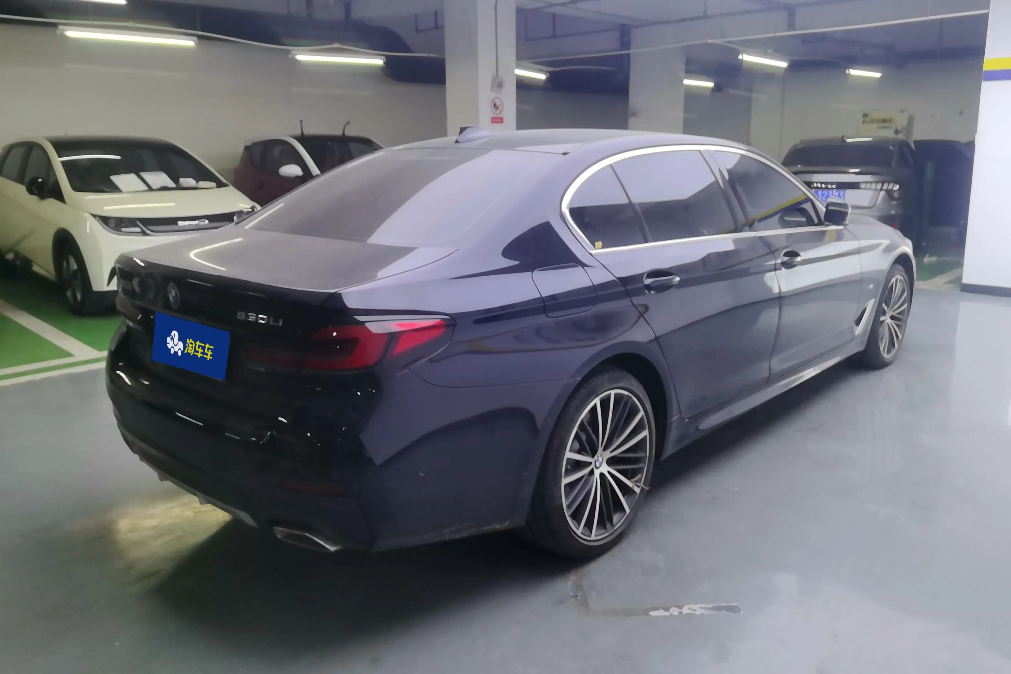 BMW 5 Series 2022 г. 52845 км. — фото 2