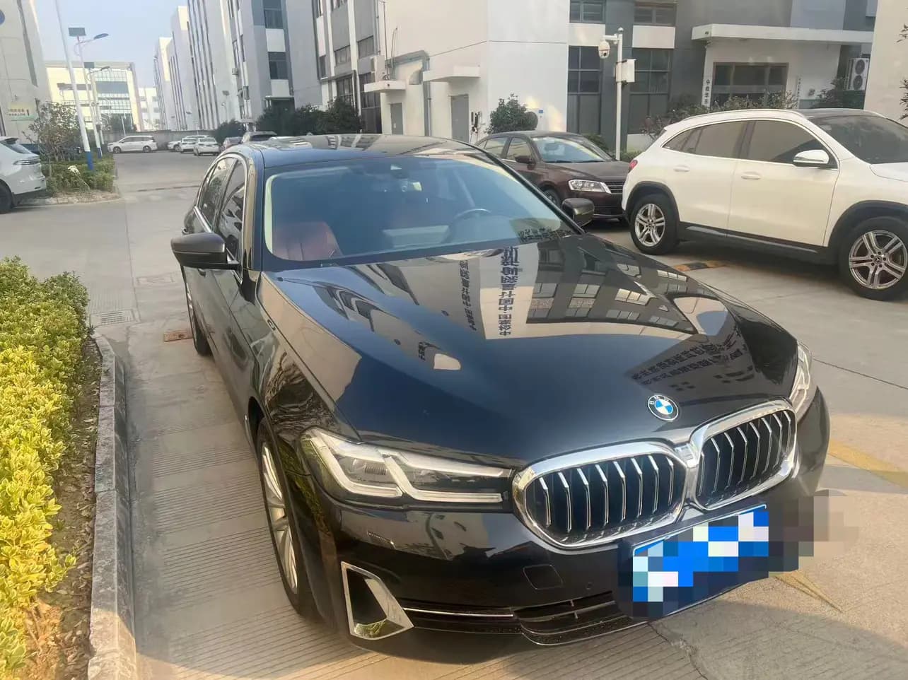 BMW 5 Series 2022 г. 65144 км. — фото 3