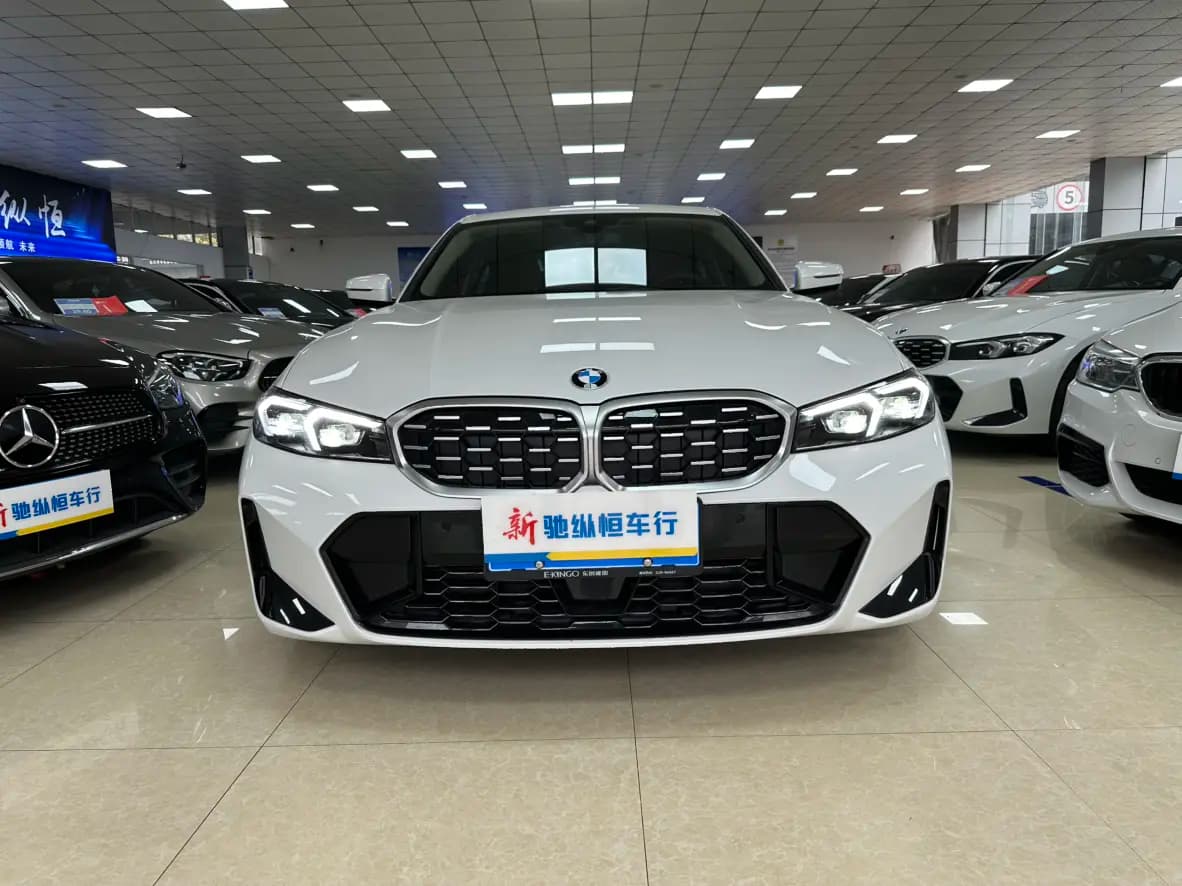BMW 3 Series 2025 г. 2142 км. — фото 2